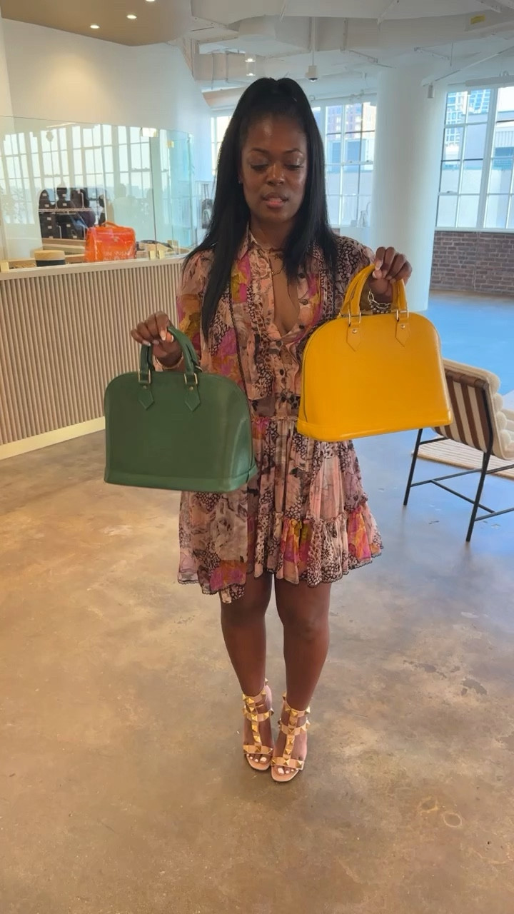 I purchased the green but I found so many good ones!!!!!! 

#LTKstyletip #LTKSeasonal