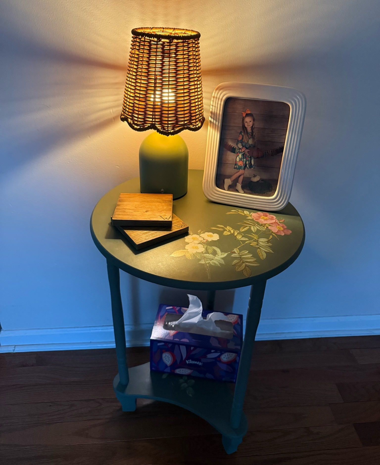 The cutest cordless lamp. 3 settings.

#LTKSeasonal #LTKHome #LTKSaleAlert