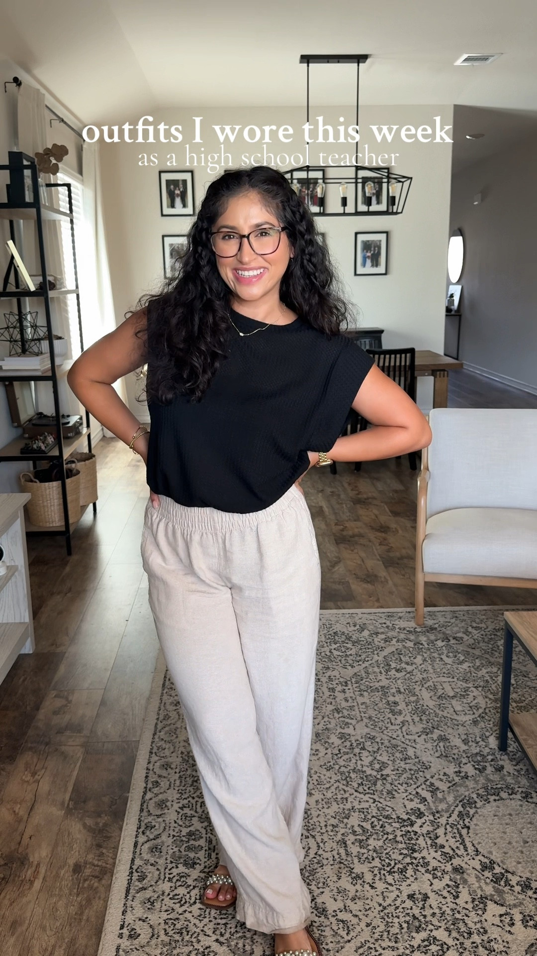 Teacher weekly ootd! In the light beige wide leg, size up 1 (I’m usually a 4 and I’m wearing a 6). In the cuff jeans I am wearing 4 petite! In the linen wide leg I am wearing small! 😊