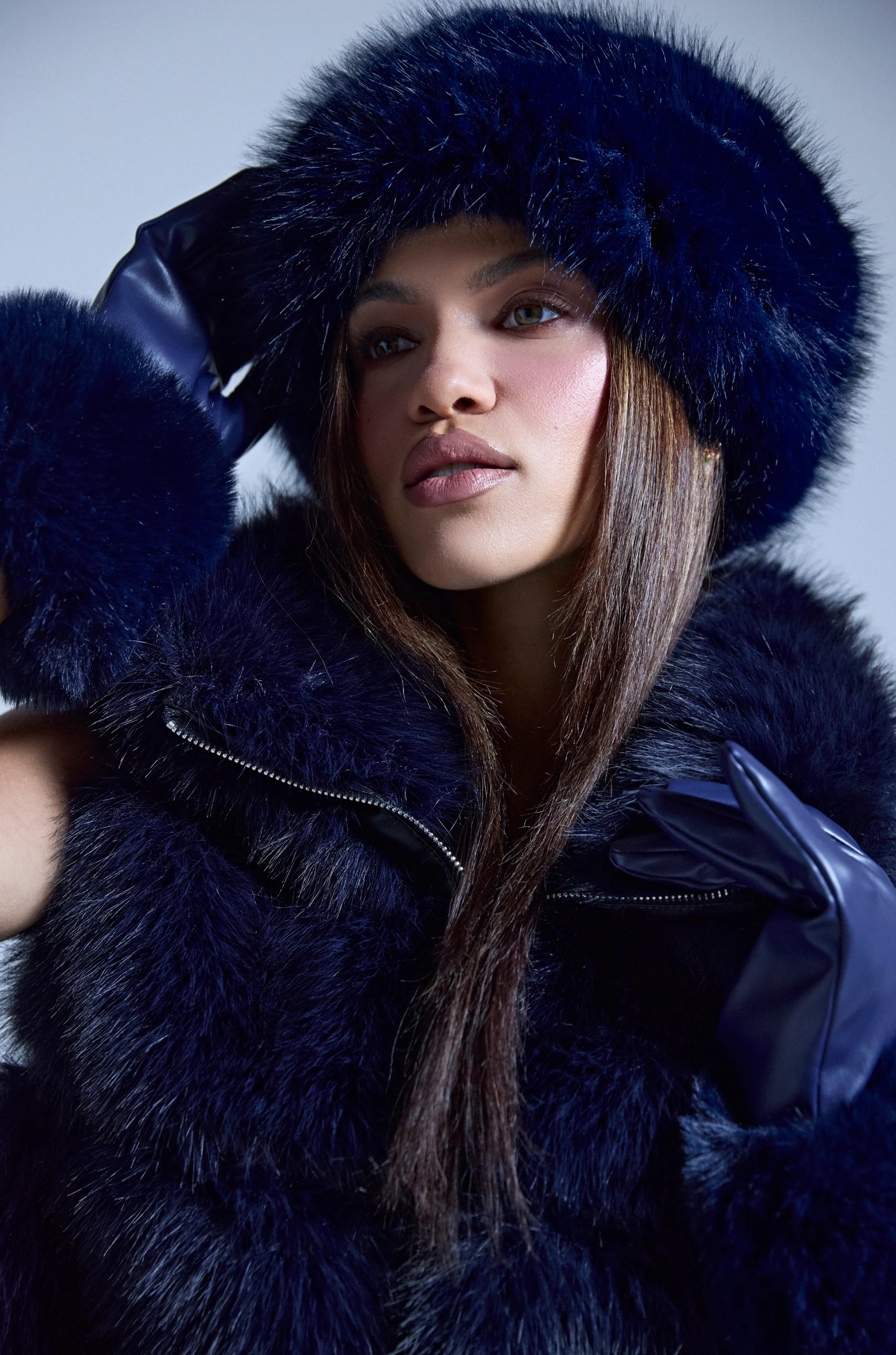 SO CHIC FAUX FUR HEADBAND | AKIRA