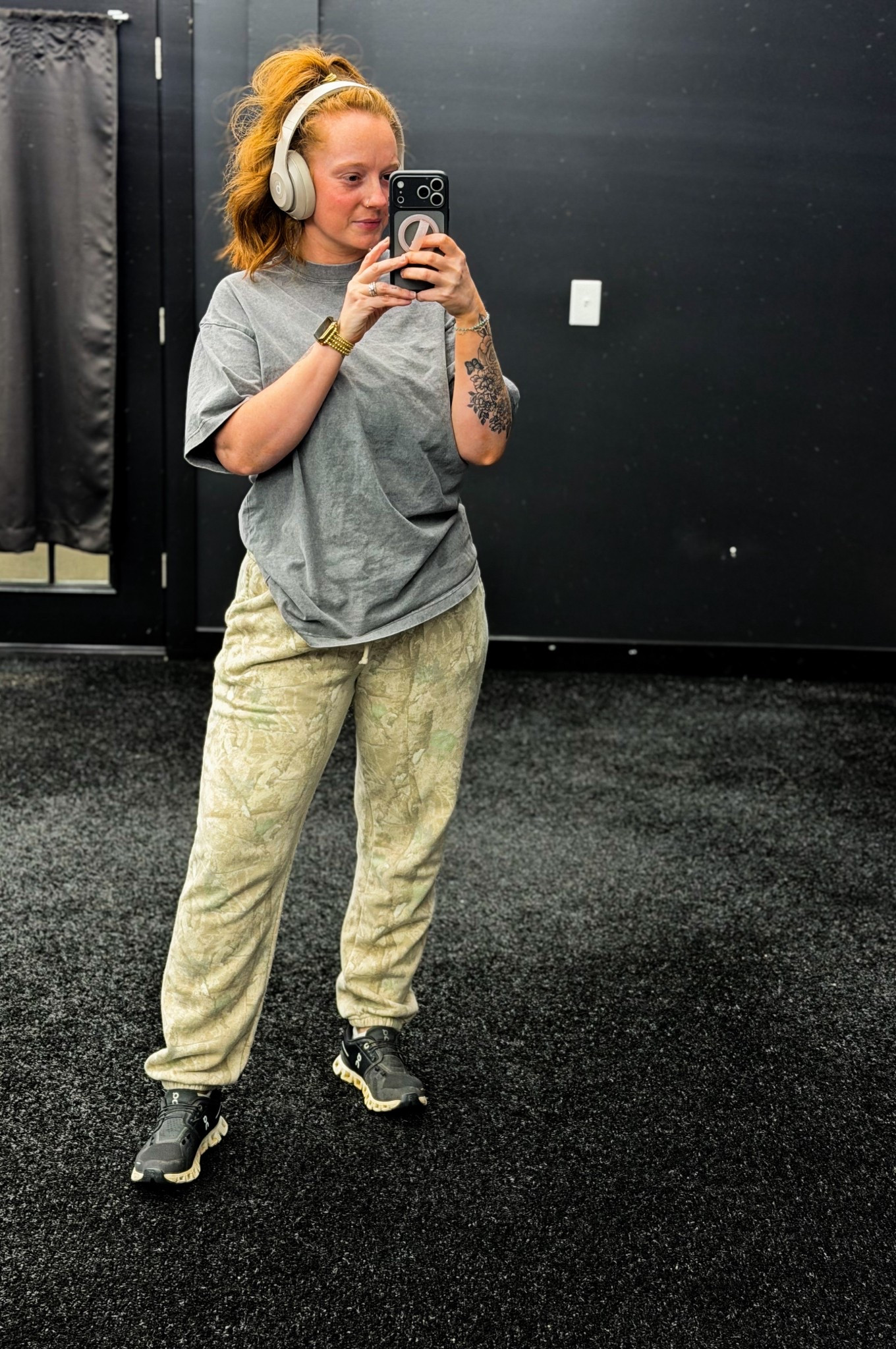 The sweats are giving Abercrombie, but for half the price 

#LTKootd #LTKFindsUnder50 #LTKmomlife