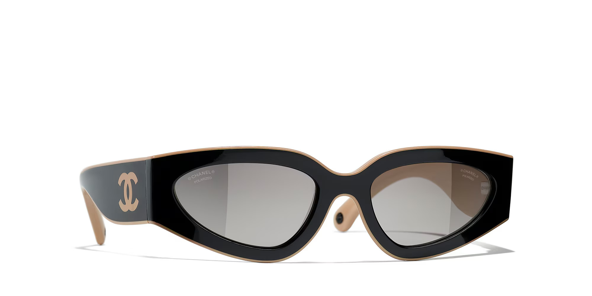 Chanel Frau Sunglass Cat Eye Sunglasses CH6056 - Rahmenfarbe: Schwarz & Beige, Linsenfarbe: Grau | Sunglass Hut EU
