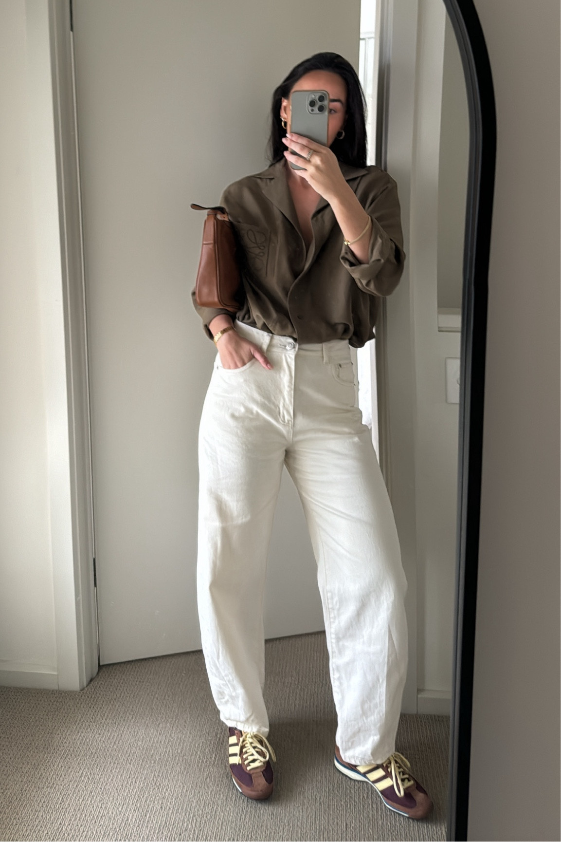 So many questions on these jeans! Wearing size 10 

#LTKstyletip