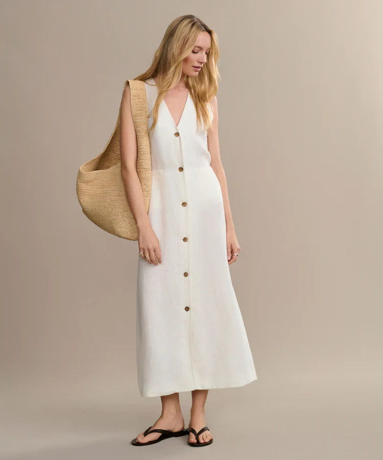 The IT girl uniform just got affordable 😍✨ Jenni Kayne’s Warehouse Sale is here with up to 70% OFF 🤍 Stock up on dreamy summer dresses, classic jeans, relaxed shirts, and chic sandals for that effortless vibe ☀️
#JenniKayne #ItGirlStyle #EffortlessFashion #NeutralLooks #SummerEssentials #MinimalOutfits #FashionDeals #ClosetGoals #LTKSale #StyleInspo #TrendingLooks #ChicWardrobe 

 #LTKSeasonal #LTKU #LTKSaleAlert
