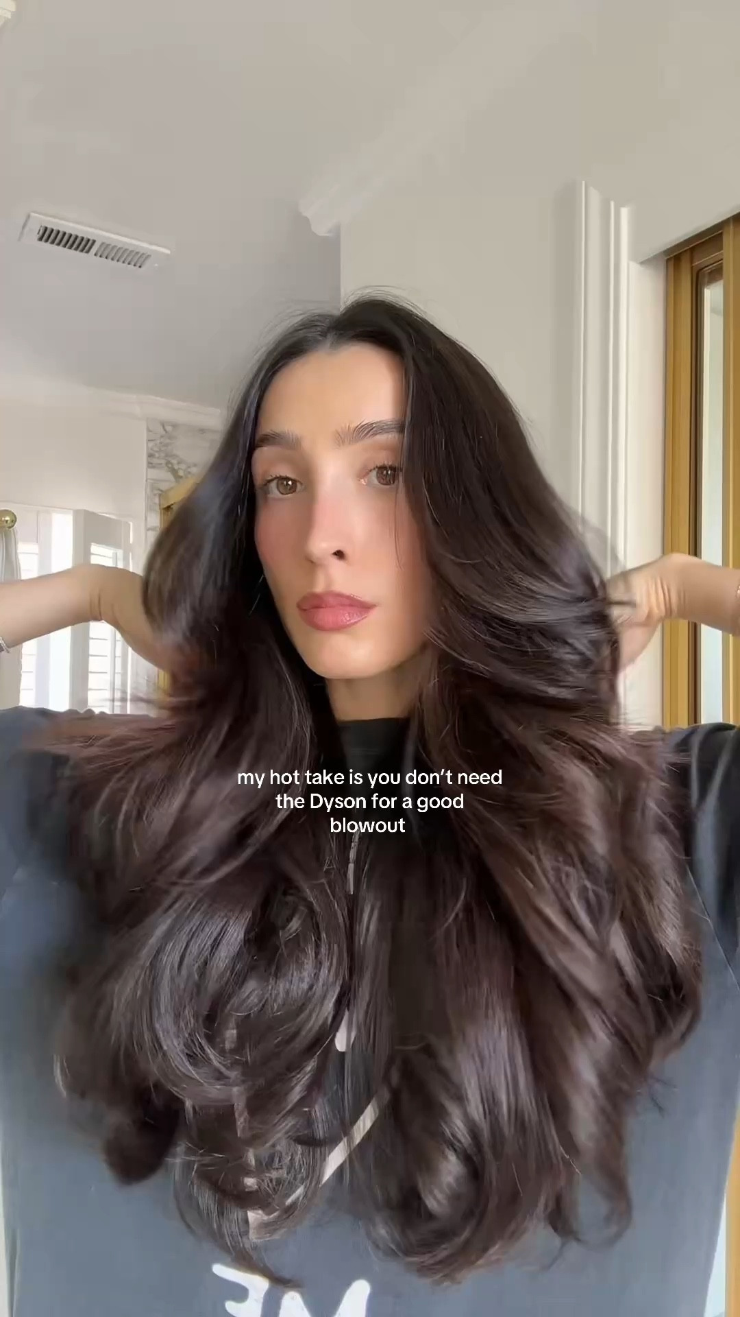 10 second blowout 🤭

#LTKmorningroutine #LTKBeauty #LTKgrwm