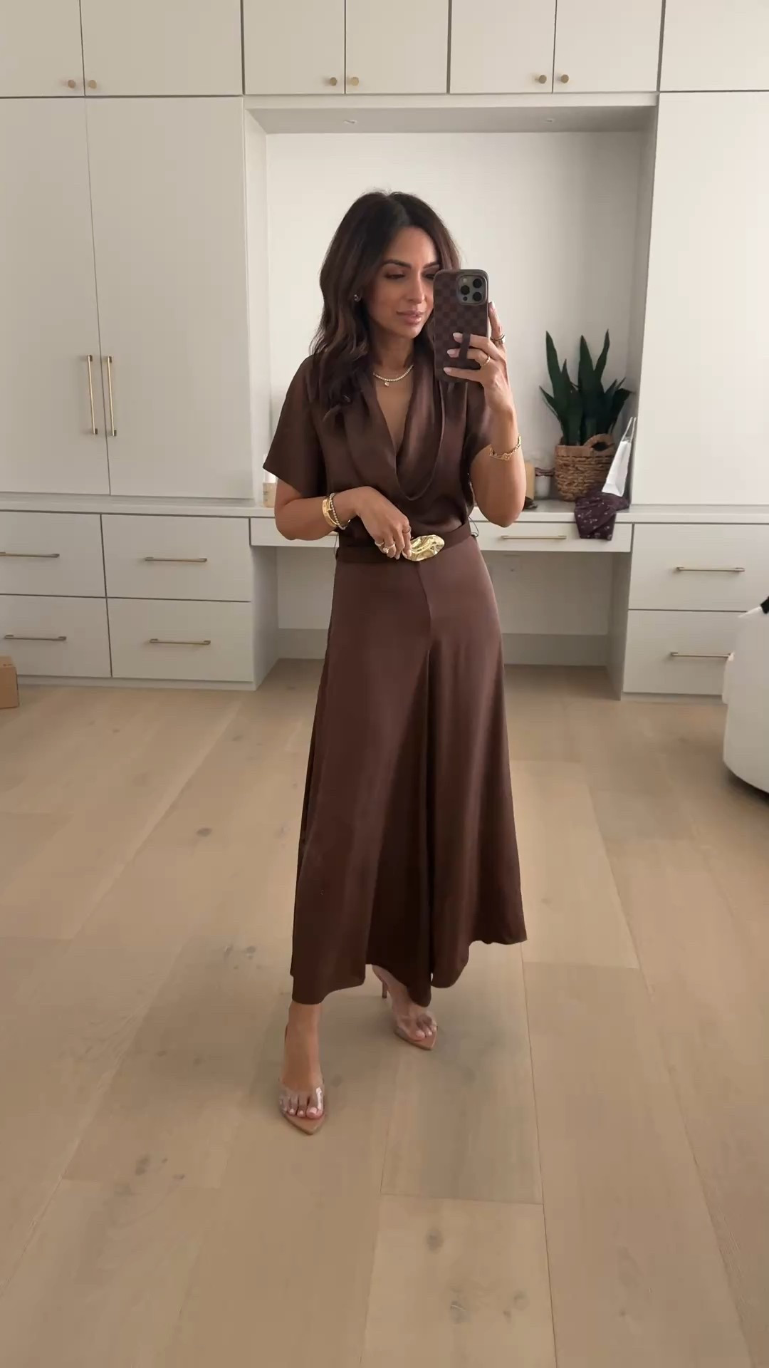 What I wore this year for fall family photos! I loved the fit of this dress, you can size up if between sizes 

#LTKFindsUnder100 #LTKHoliday #LTKStyleTip