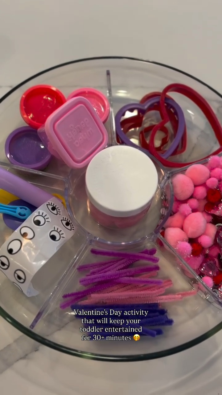 My toddler came back to this multiple times today which is a win in my book 💓🤭❤️

I pulled together a few different @playdoh pieces, @chuckleandroar whoa dough, pipe cleaners, pom poms, @youngwildandfriedman dough, some gems and heart accessories, eye stickers (I thought we had googly eyes but this was the best I could do lol), and heart shaped cookie cutters! We made heart “cookies” and love monsters with all our supplies 💕☺️

Comment SHOP for details to be sent directly to you or follow me on LTK 🛍️

#toddlermom #momlife #parenting #toddlerlife #toddleractivities #ot #occupationaltherapy #finemotorskills #valentinesday #valentinesdayideas #playdoh #sensoryplay #screenfree #crafty