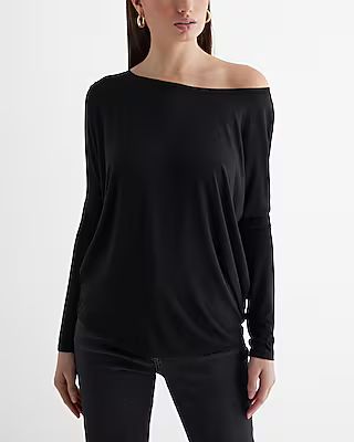 Relaxed Off The Shoulder Long Sleeve London Tee | Express