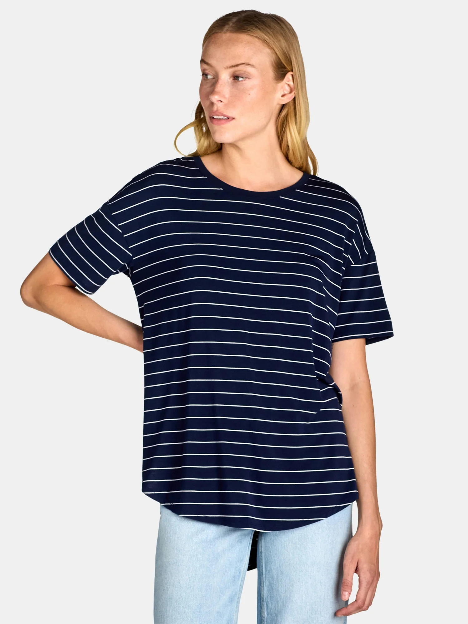 Time and Tru Women's Crewneck Tunic Tee with Short Sleeves, Sizes XS-XXXL | Walmart (US)