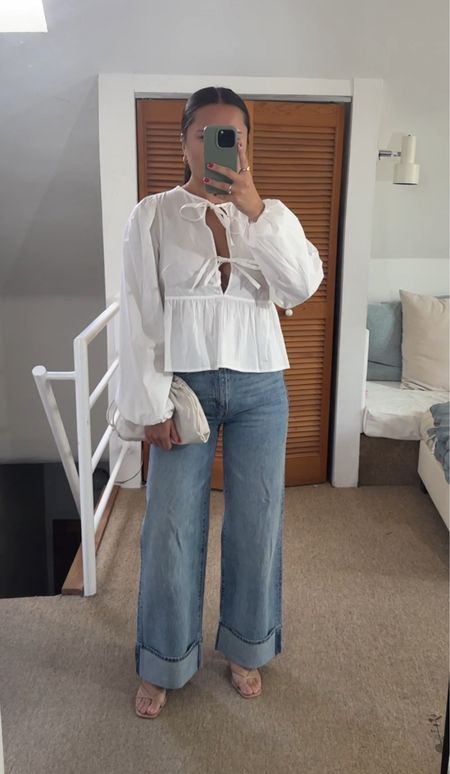 Top: size small 
Jeans are old from aritzia