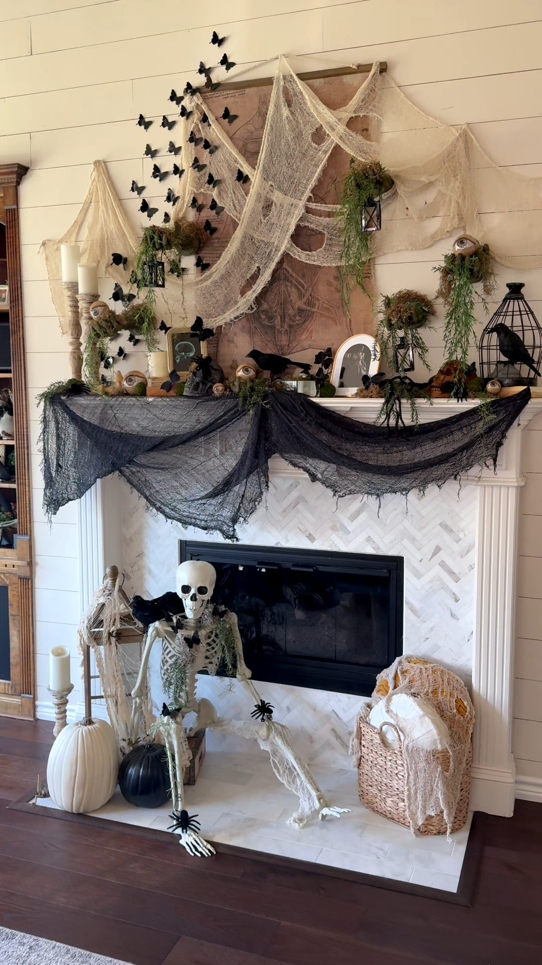 Creepy but chic Halloween decor!

These creepy hands elevate your Halloween decorations giving them a haunted and eerie vibe. 

#LTKHalloween #LTKSeasonal #LTKHome