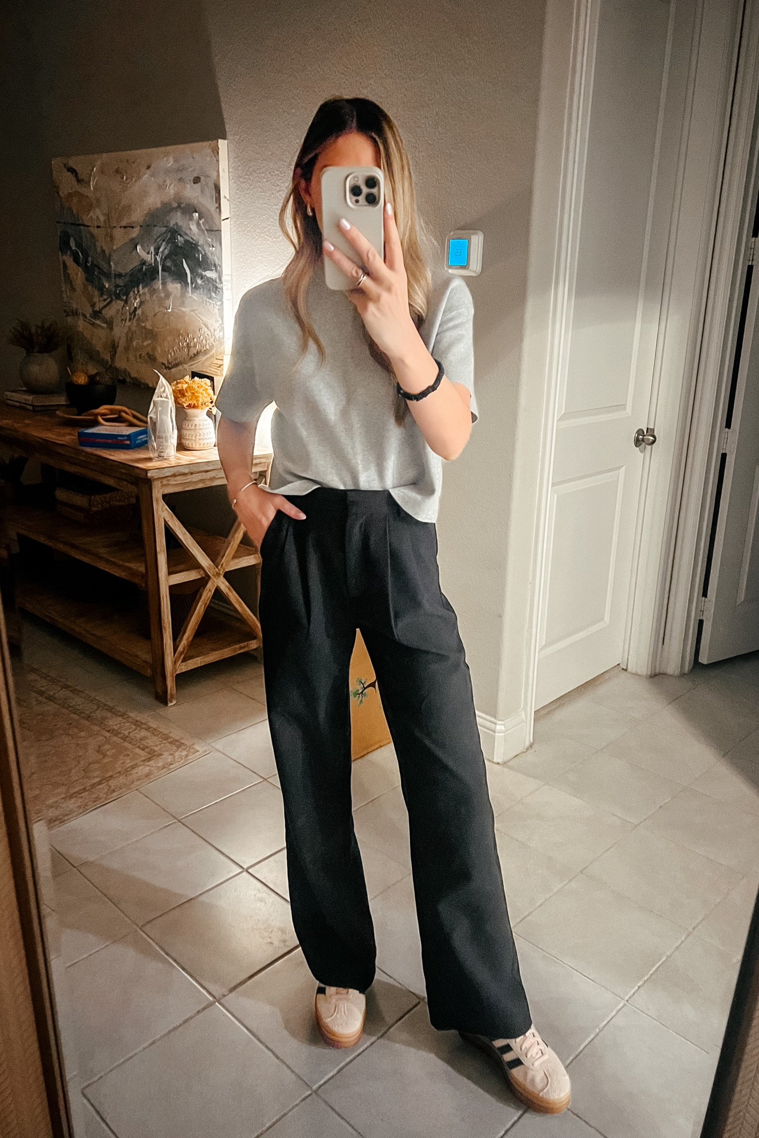 My office outfit is all Abercrombie and currently on sale! 20% off almost everything. Wearing a small in the sweater and 26L in the pants. 


Office style
Business casual outfit 
Workwear inspo
Black Trousers 
Sloane pant 
Adidas gazelle bold 
Sweater tee 
Trendy outfit 
Cool girl style 
Corporate America outfit 

#LTKSeasonal #LTKstyletip #LTKworkwear
