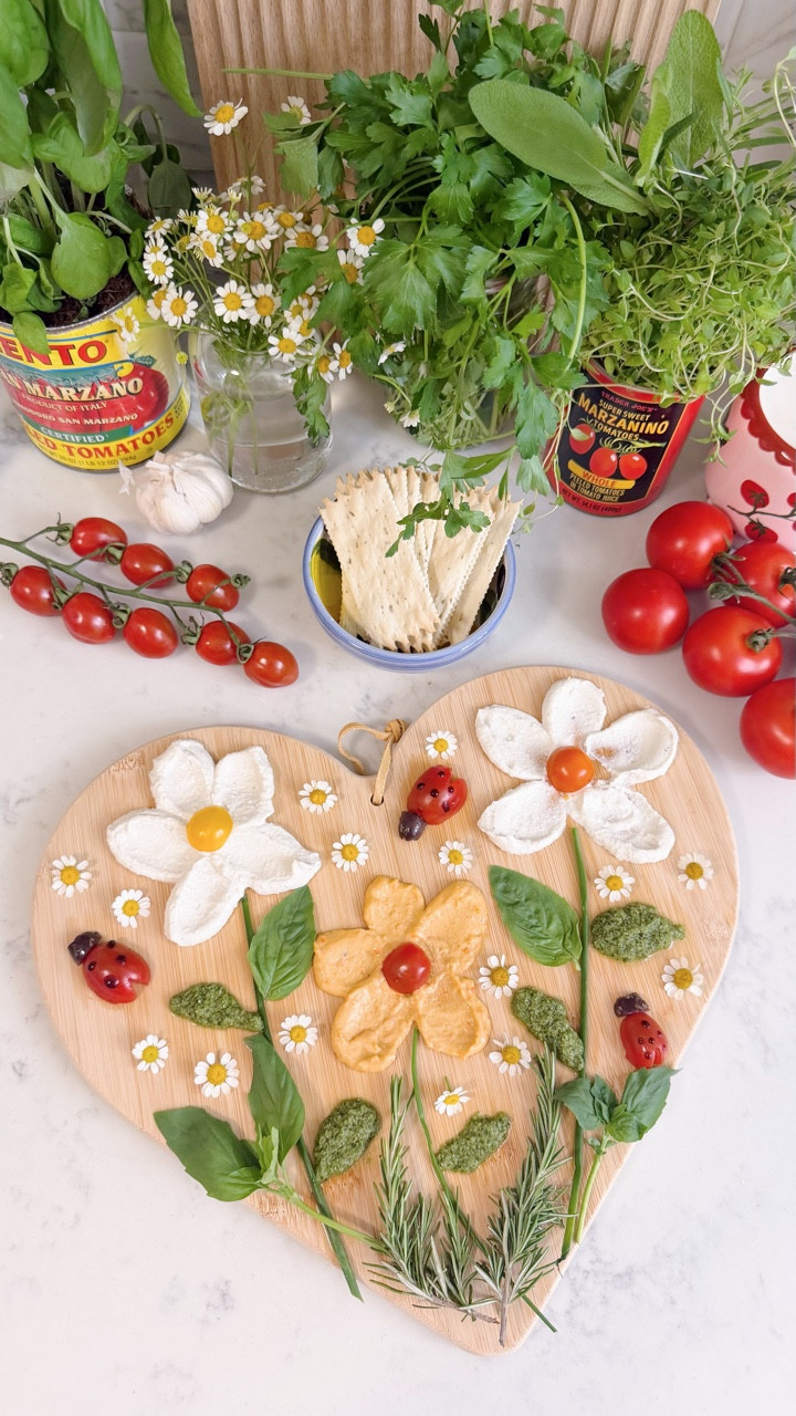 make a flower field charcuterie board 🌸 if you’re hosting a little spring soiree, this easy & cute diy is perfect to make for your guests 🌼✨ I used hummus, ricotta & pesto (all vegan-friendly), and I’m obsessed with how it turned out. save this for your next spring party hosting inspo! 🎀✨

#fooddesign #eatpretty #charcuterieplatter #cheeseboards #pinterestinspo