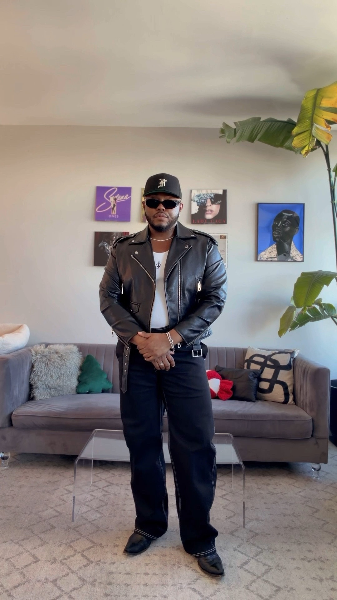 Getting overdressed to sit on the couch and eat turkey all day >>>

Outfit details will be linked on my LTK

#LTKootd #LTKMens