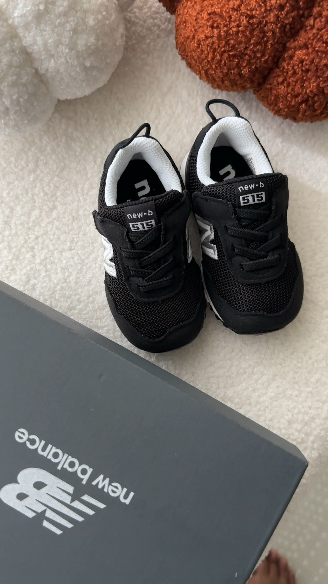 New balance baby. New Balance Baby 515 V1 New-b Hook and Loop Sneaker, Black/White. Infant shoes. 


#LTKFallSale #LTKShoeCrush #LTKBaby