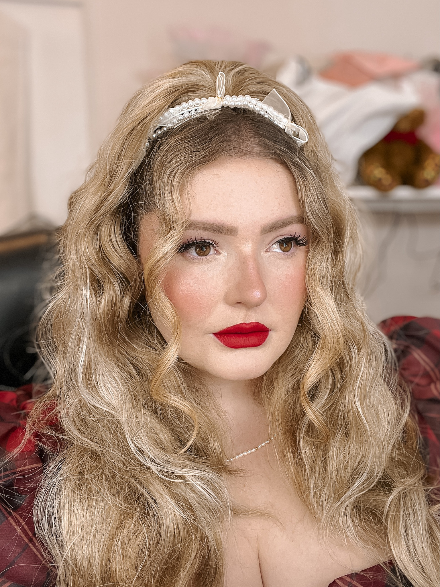 I’ve found the perfect holiday red ♥️ ! @smashboxcosmetics new Always On Liquid Lipstick is a new favorite of mine, it’s super light weight and actually lasts. I ate an entire Thanksgiving meal and it actually stayed 👀

I just checked and it’s over 50% off right now too, shop on my LTK or use the link in my bio!
What red lipstick should I try next?!

#smashbox #smashboxcosmetics #makeupreels #makeupreview #makeupreviews #redlipstick #redlip

#LTKCyberWeek #LTKbeauty #LTKHoliday