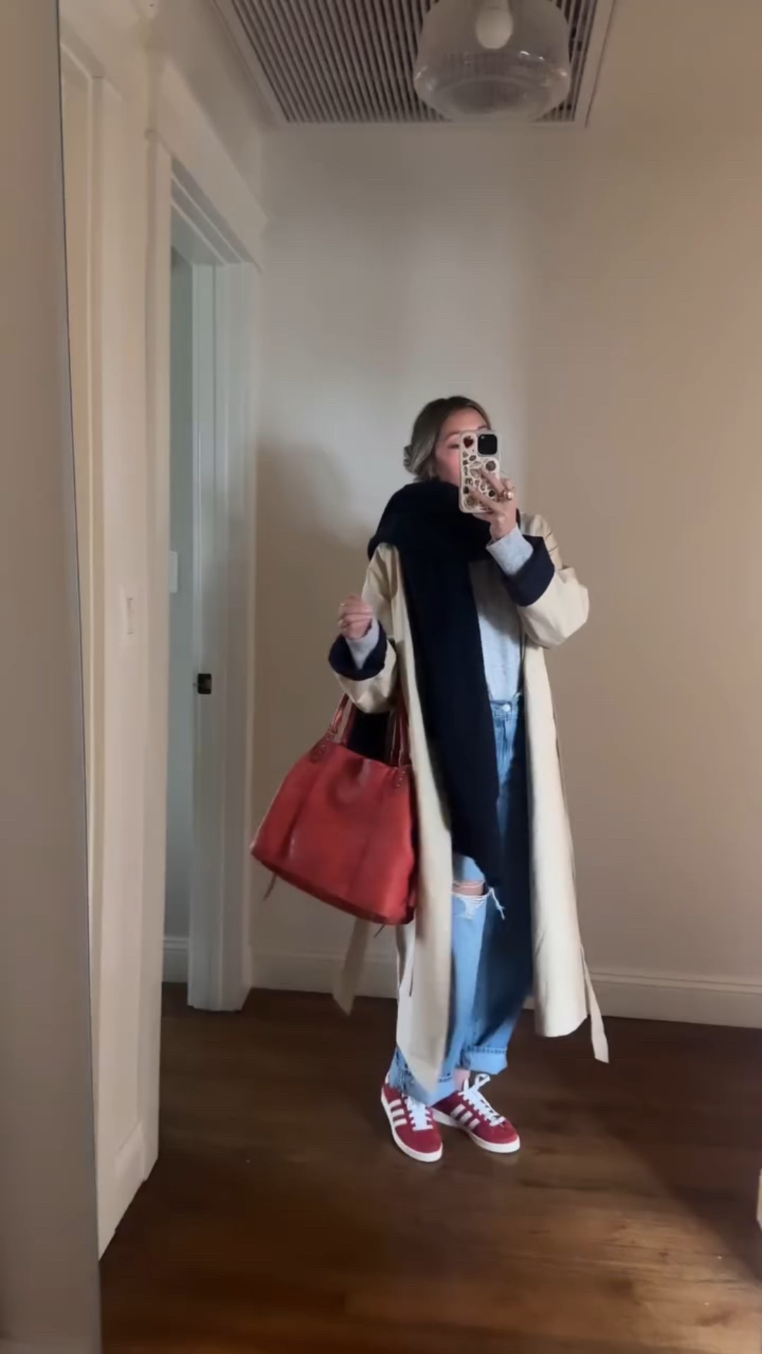 The best trench coat ever. Love the navy accents!

#LTKStyleTip #LTKWatchNow #LTKFindsUnder100