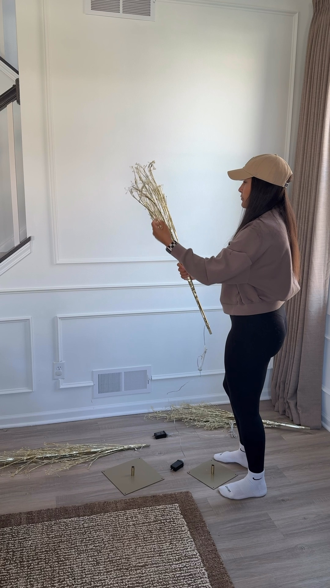 These new gold twinkle lights from @walmart are soo beautiful! I unboxed to style & show you today but I don’t think I want to take them down😍