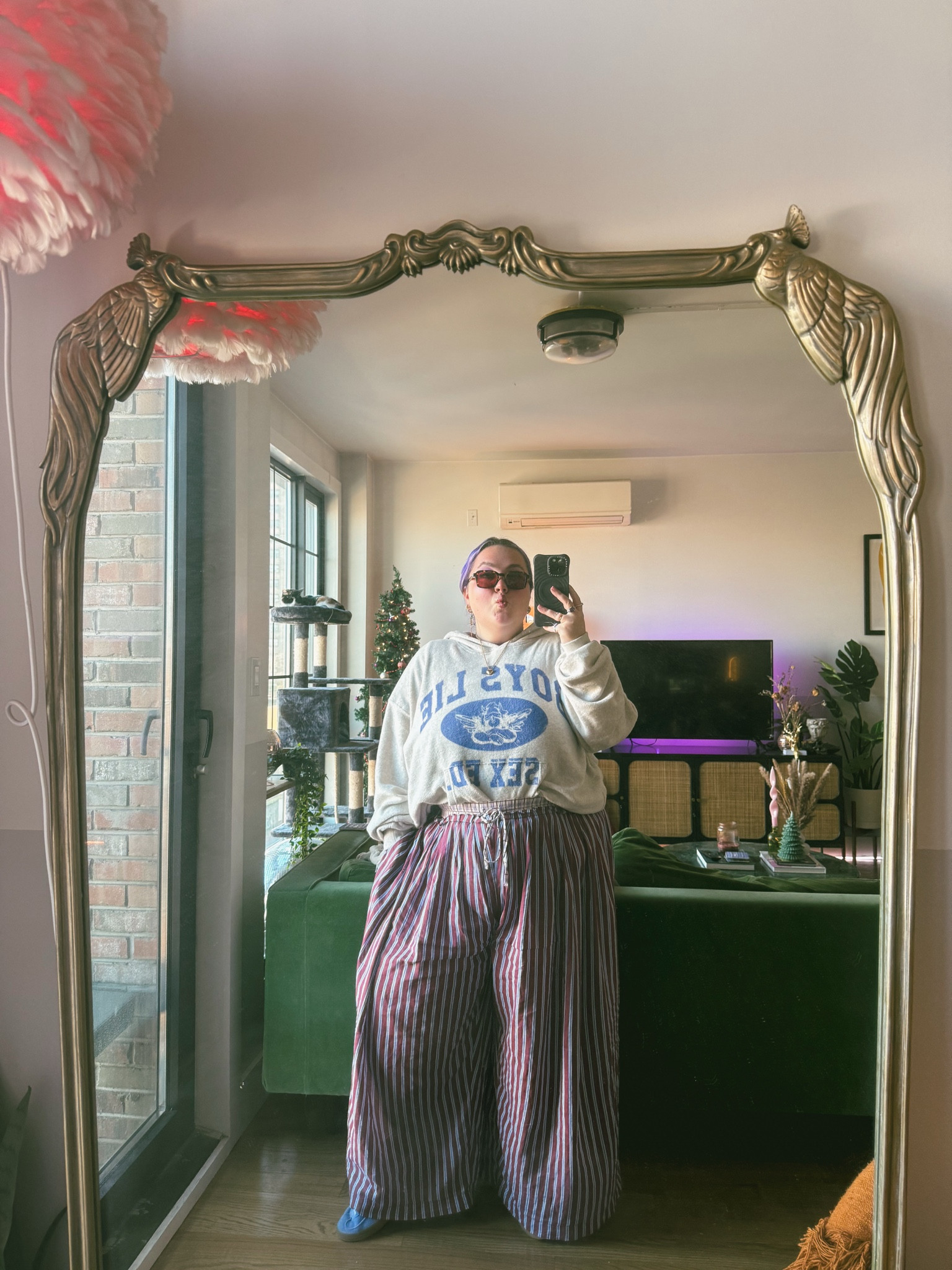 i love this sweatshirt lol

#LTKPlusSize