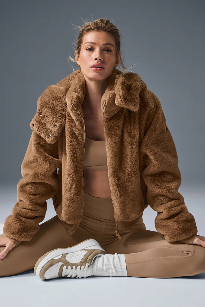 Faux Fur Foxy Jacket - Toasted Almond | Alo Yoga (US)