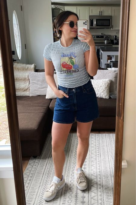 Gingham for spring, always!

Gingham tee, Kimichi blue, baby tee, smocked tee, cherry, Abercrombie denim, Abercrombie shorts, high rise dad shorts, Adidas shoes, lifestyle shoes, spring outfit