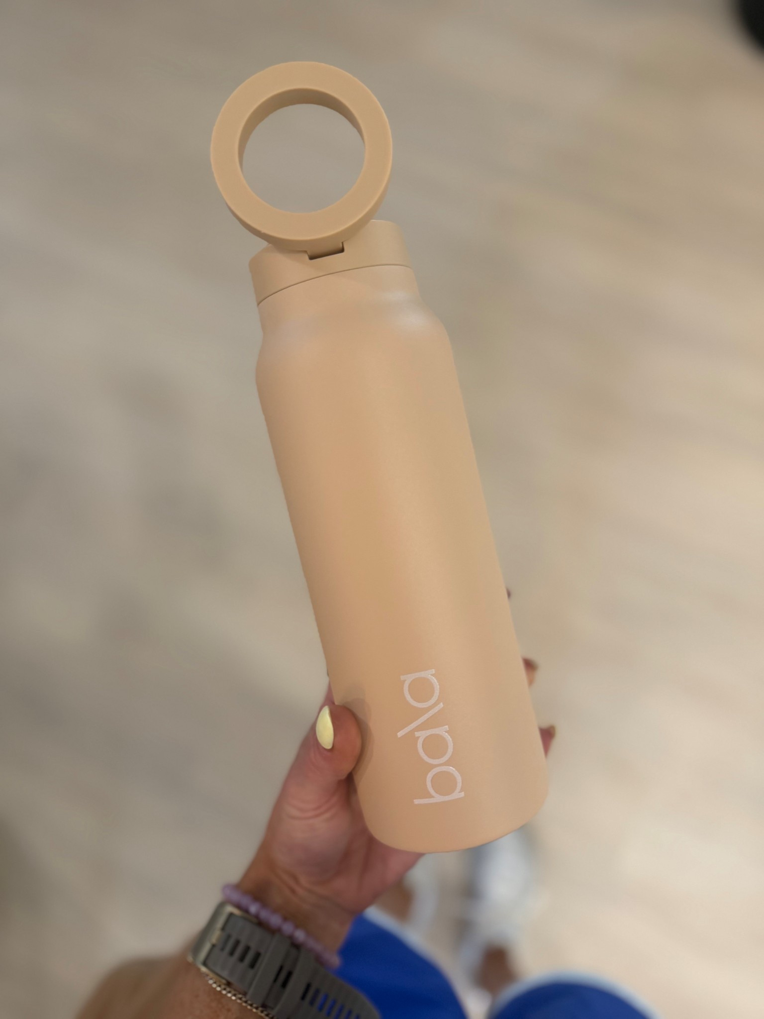 A water bottle that also serves as a tripod I think so! Bala brand 

#LTKvlog #LTKfitnessgoals #LTKActive