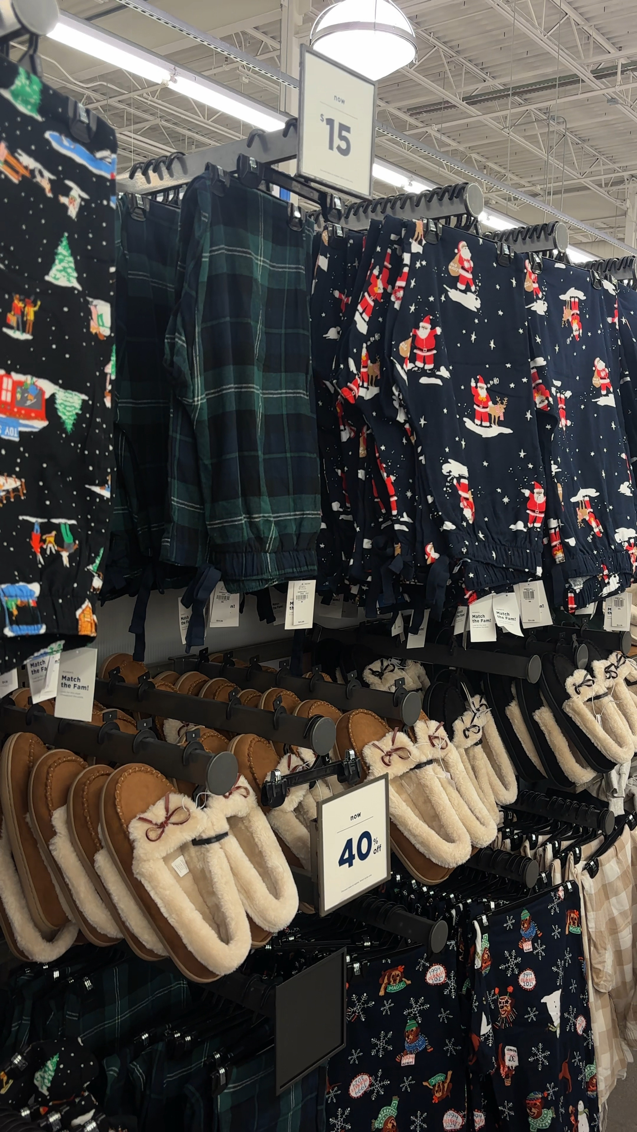 Christmas pajamas 🎄🧸

#LTKGiftGuide #LTKHoliday #LTKVideo