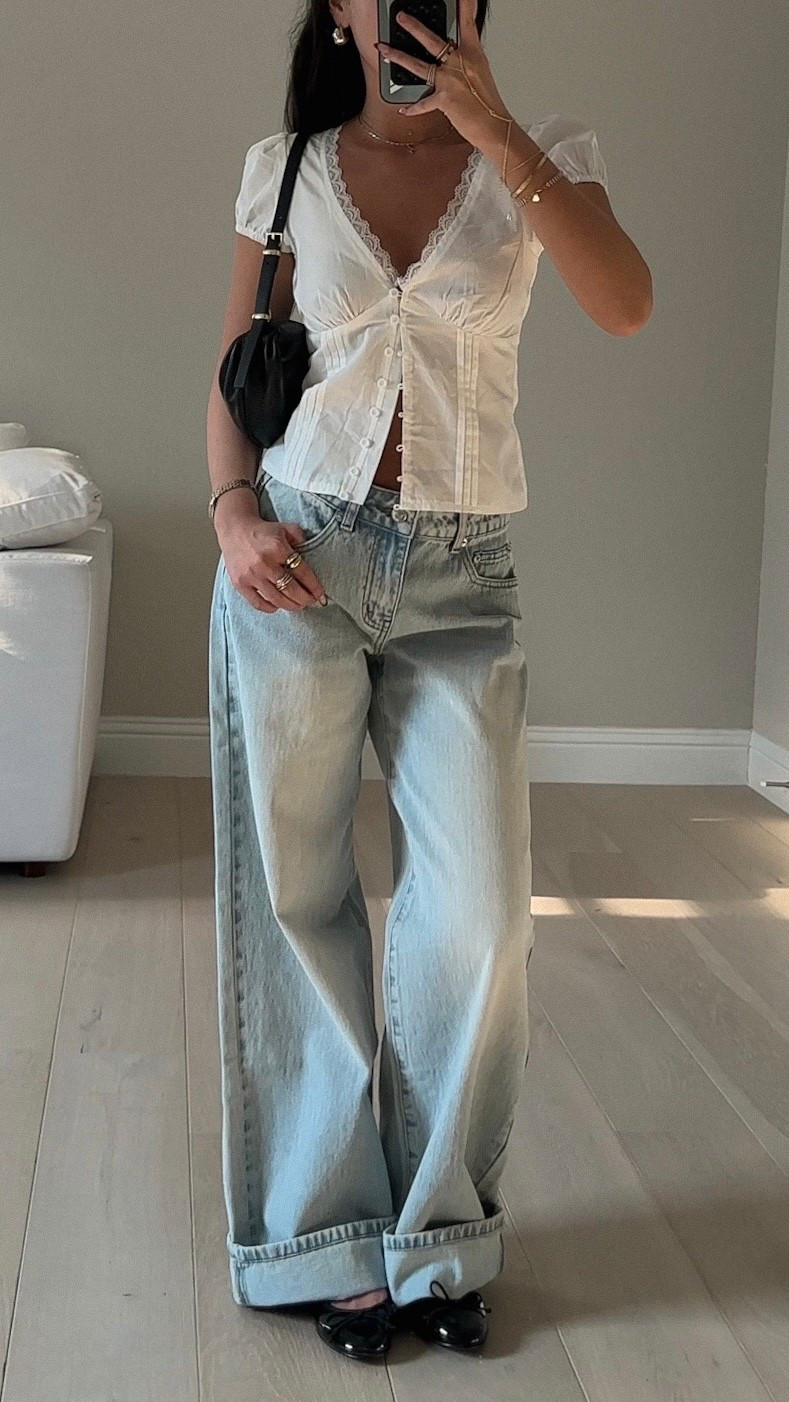 top and jeans size xs