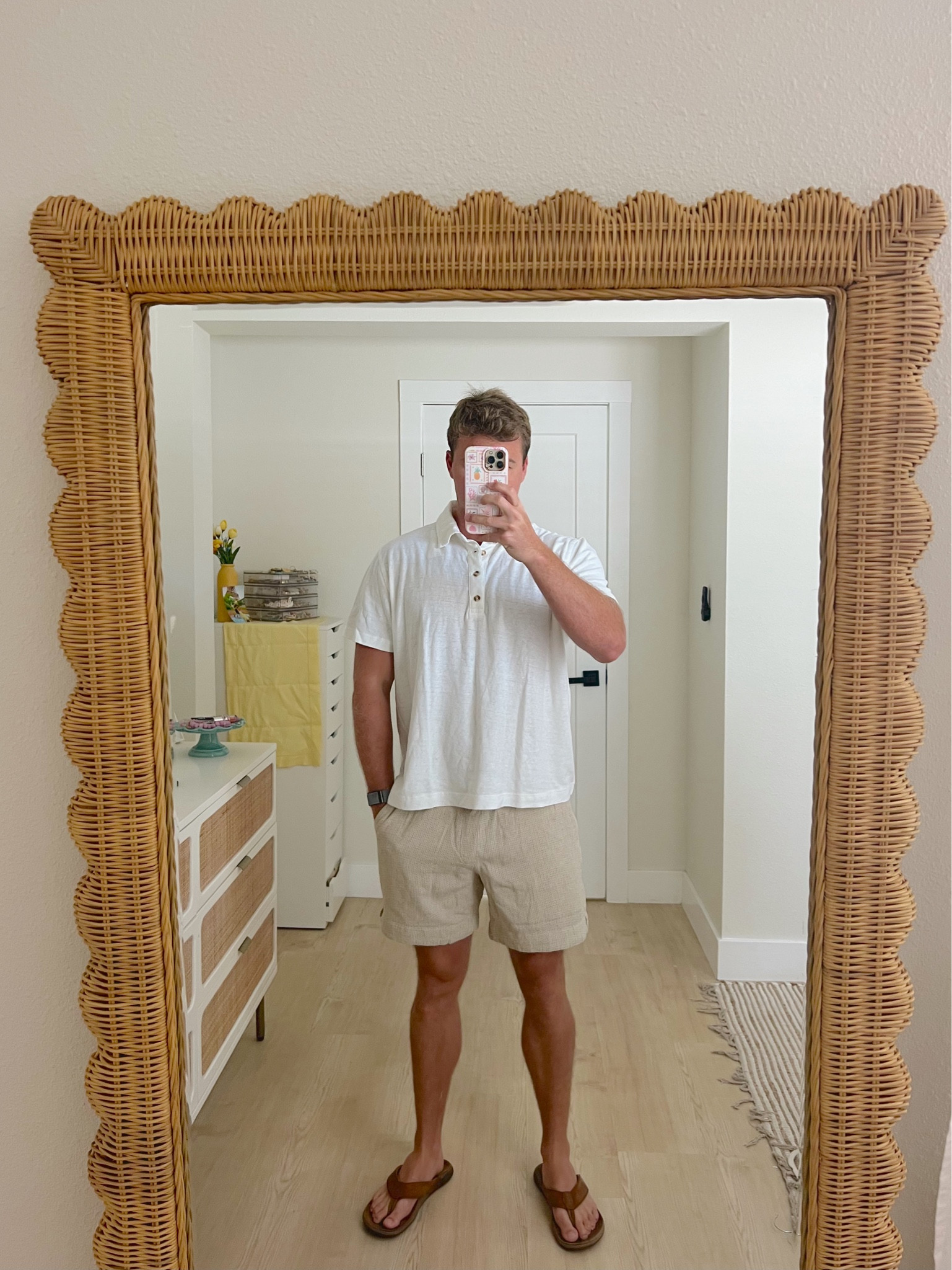 Abercrombie mens summer outfit ideas for him ⭐️ Mr.styledby wearing a large top and a medium shorts at 5’10.