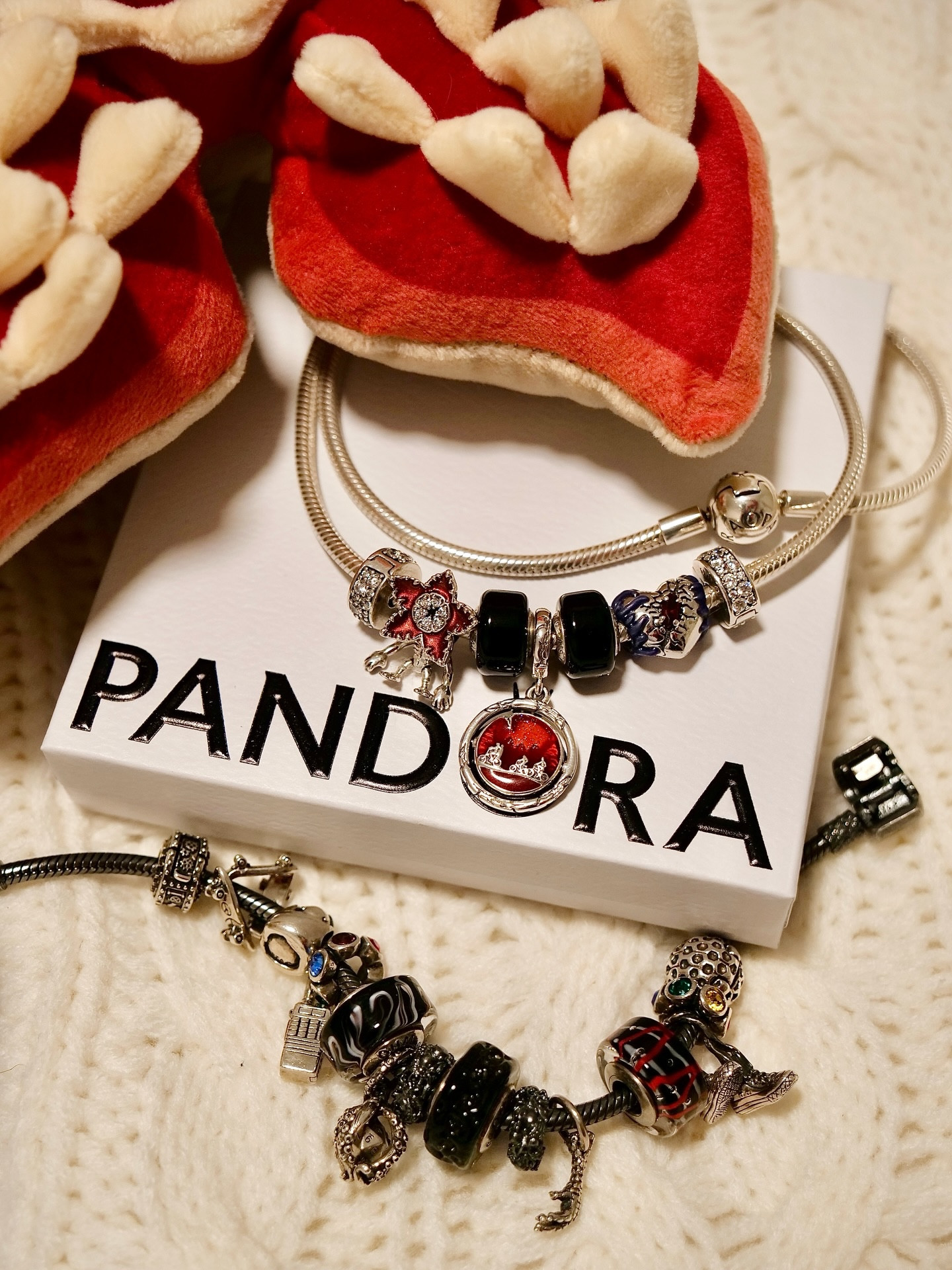 What I wore, last night while binge watching the first instalment of @strangerthingstv season 5 ❤️🖤 My @theofficialpandora Stranger Things Charms on my Pandora necklace and my @ohmtogether Stranger Things charm bracelet. ✨

THIS SEASON IS INCREDIBLE!!! And don’t worry, this is a spoiler free post. I am still waiting for my friends to finish watching all four episodes and I cannot wait to talk to them, especially about episode 4!!! 🖤❤️ I can’t wait until Christmas, but it’s lovely to have something to look forward to, as well!! 🥹

I plan on watching all the episodes again tonight, but we shall see because I stayed up too late watching them last night too 😆😂

Have you watched all four episodes yet?

Pandora charm bracelet, Pandora bracelet, Stranger Things, Stranger Things Season 5, Pandora Collection, Pandora Charms, Stranger Things Pandora Stranger Things, Charm Bracelet, jewellery,
#pandoraxnetflixstrangerthings #theofficialpandora
#pandorastrangerthings #strangerthings #strangerthingsseason5 #charmbracelet #pandoracharm #pandoracharms #pandorajewellery #pandorabracelet #theupsidedown #pandoracollection #demogorgon #theartofpandora #pandoranecklace