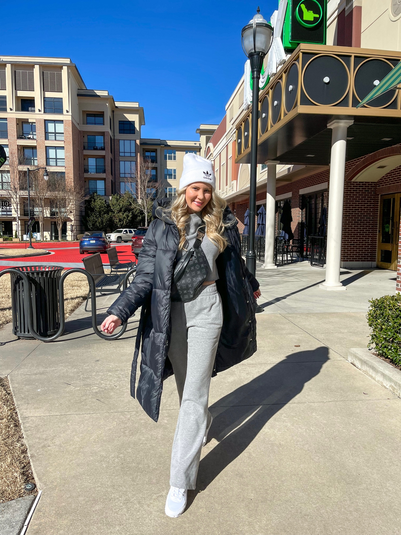 Puffer coats on sale at Abercrombie and Fitch!

Winter outfit, sweat pant set, white sneakers, beanie, winter coat 

#LTKsalealert #LTKSeasonal #LTKstyletip