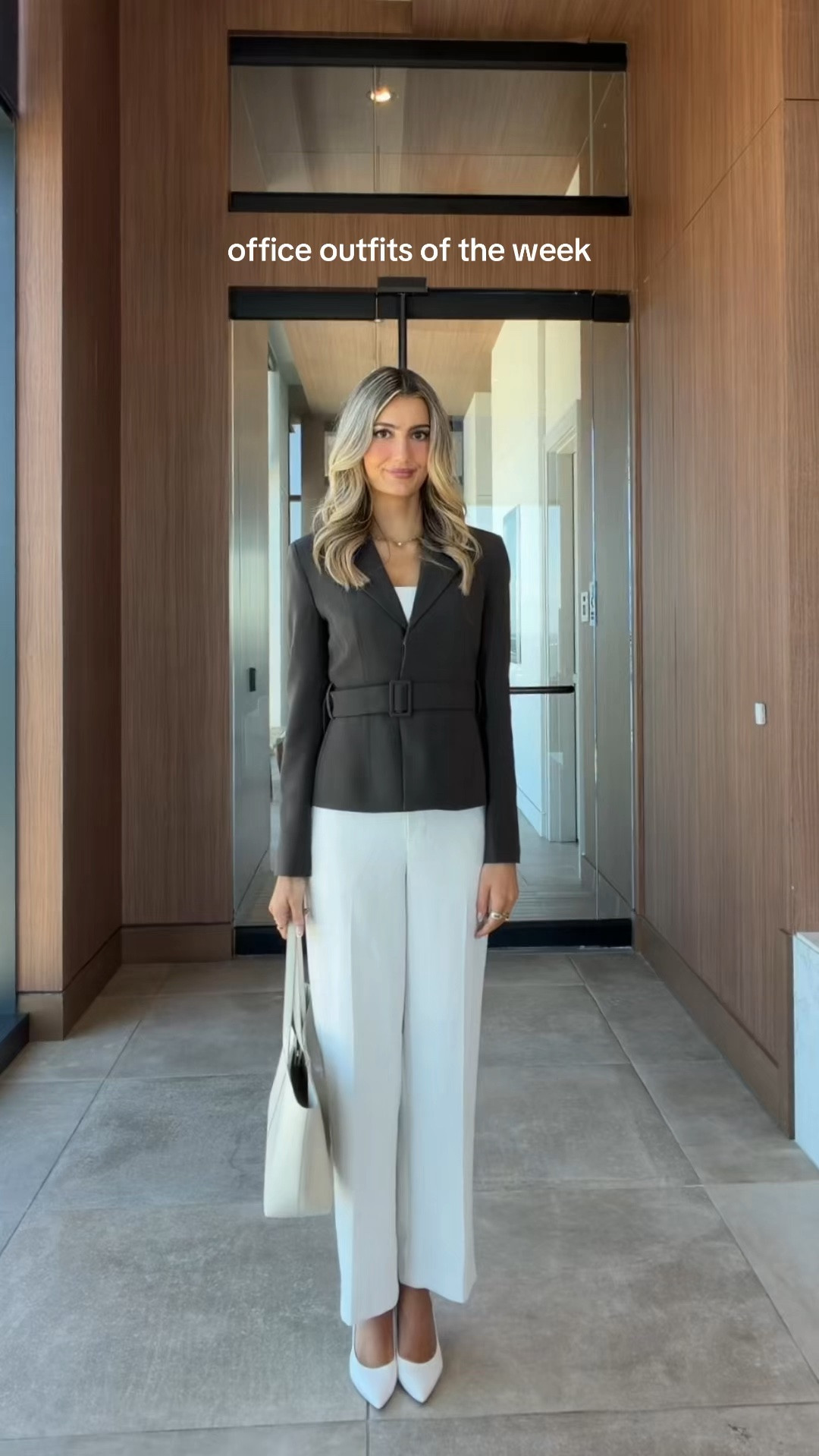 @Aritzia office outfits of the week

#LTKWorkwear