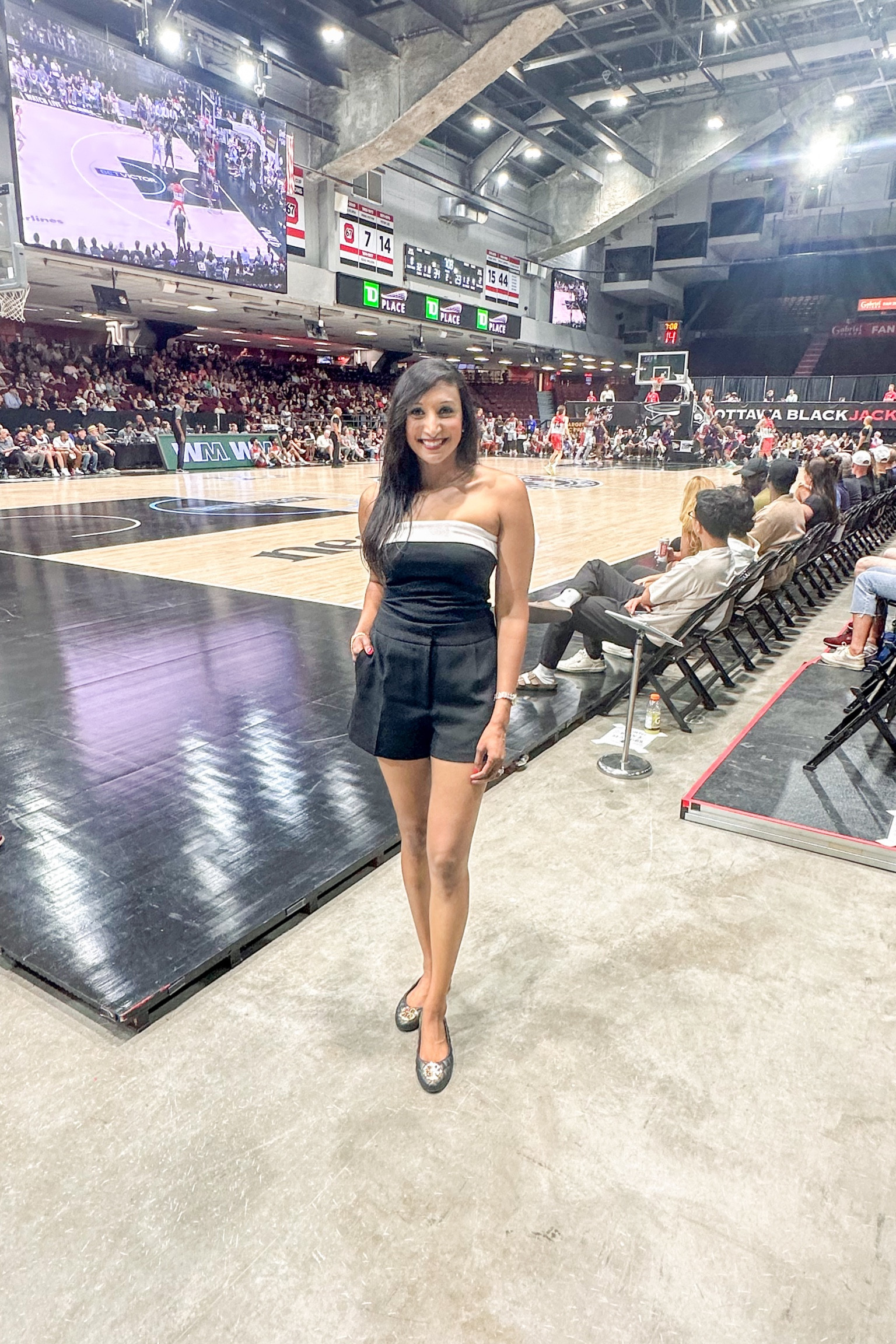 Basketball game outfit 


#LTKfindsunder100 #LTKstyletip #LTKSeasonal