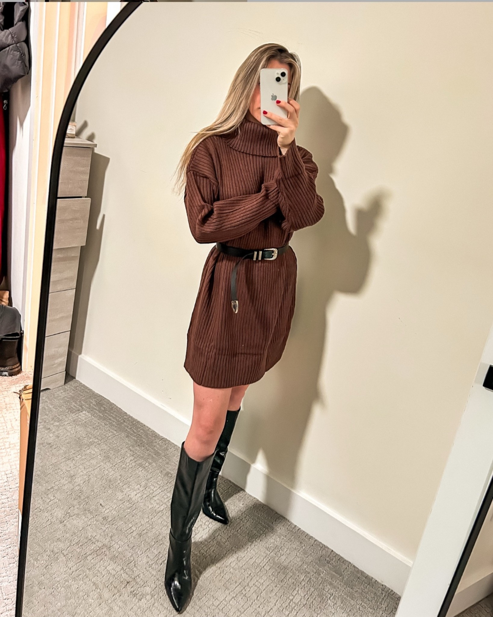 Date night outfit idea: fall edition! 


Sweater dress
Brown
Boots
Cold weather outfit 

#LTKFindsUnder100 #LTKStyleTip #LTKSeasonal