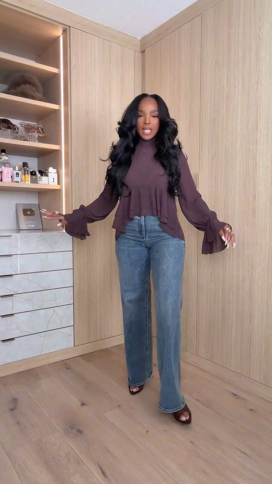 Scroll to shop! ✨ Easy fall outfit for women. Everything from this look is linked below. 👇🏽    

Wearing: Size Small | 5’4” | 140 lbs | Denim 2 Long

📲   Download the FREE LTK app & follow me (@kirasfashionfinds) to shop all my daily finds.  #LTKootd #LTKPetite #LTKU