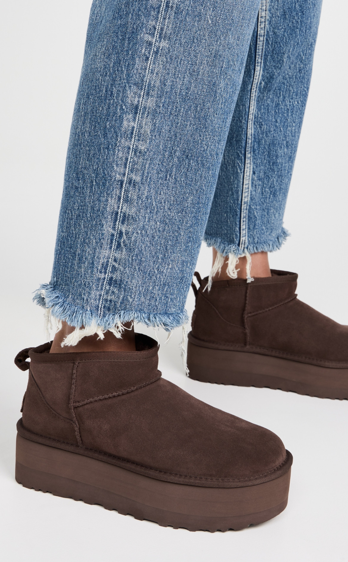 If platform Uggs are on your Christmas list, I found these darling chocolate brown ones for 25% off! Obsessed with these, I especially love the chocolate brown color. The perfect Christmas gift!  

 #LTKCyberWeek #LTKHoliday #LTKSaleAlert