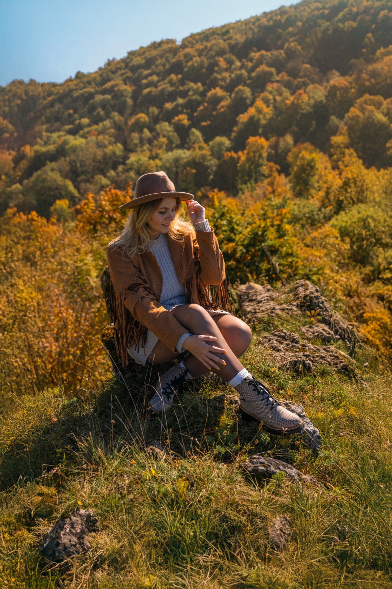 Golden autumn day outfit inspo 🍂

#LTKdeutschland #LTKautumn #LTKshoes