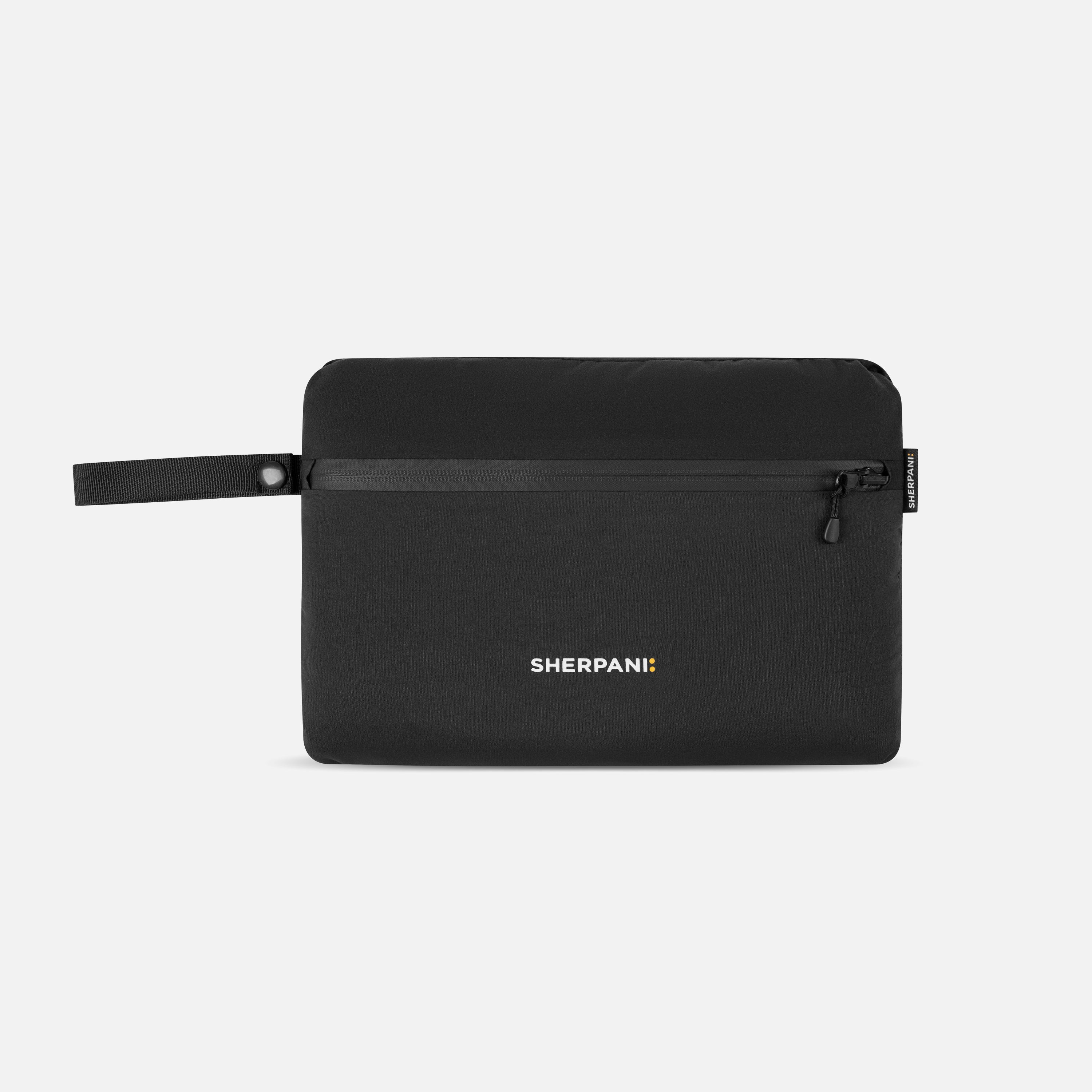 Sherpani Wrap Around Travel Blanket in Black