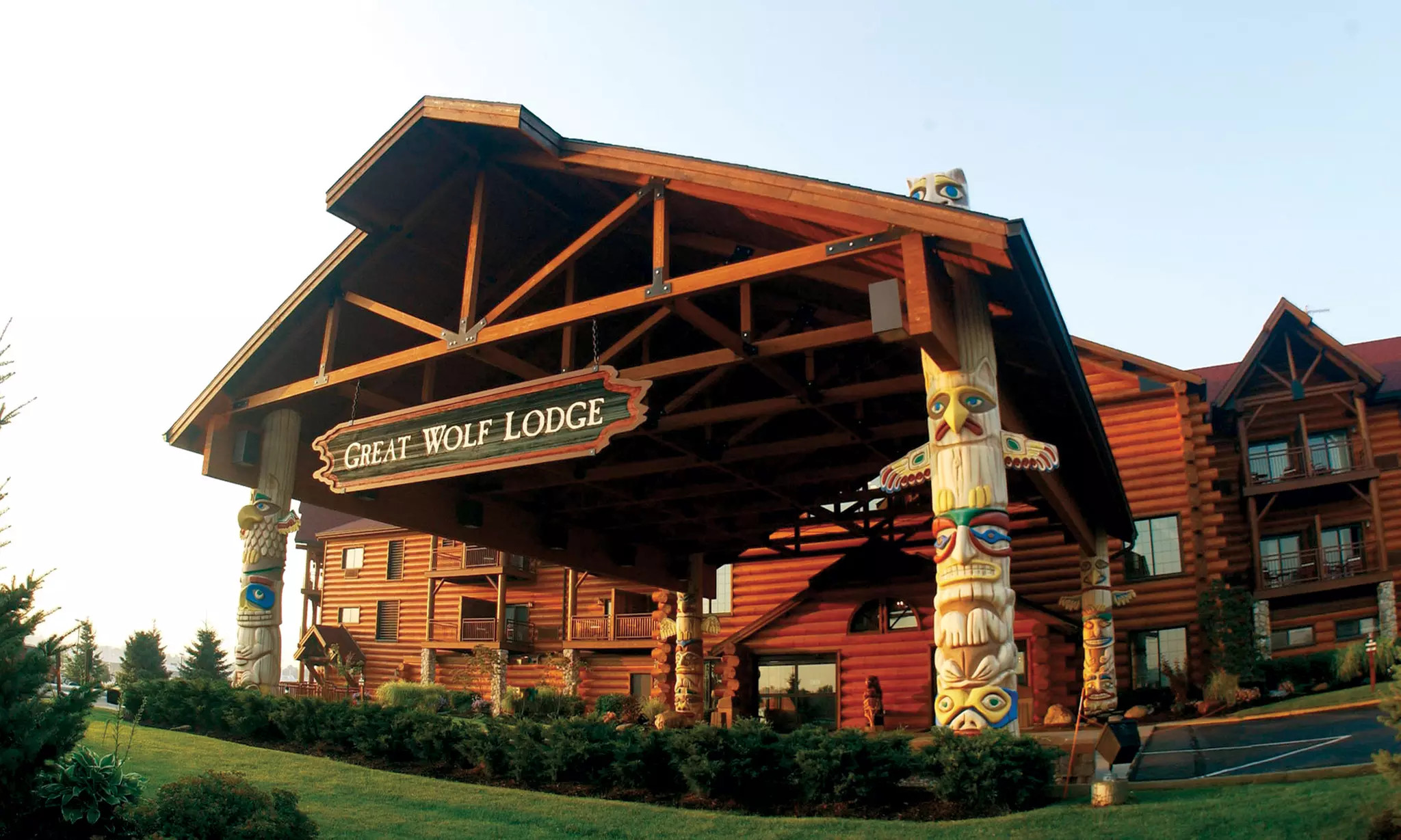Hotel Stay with Daily Water Park Passes at Great Wolf Lodge Sandusky in Ohio | Groupon North America