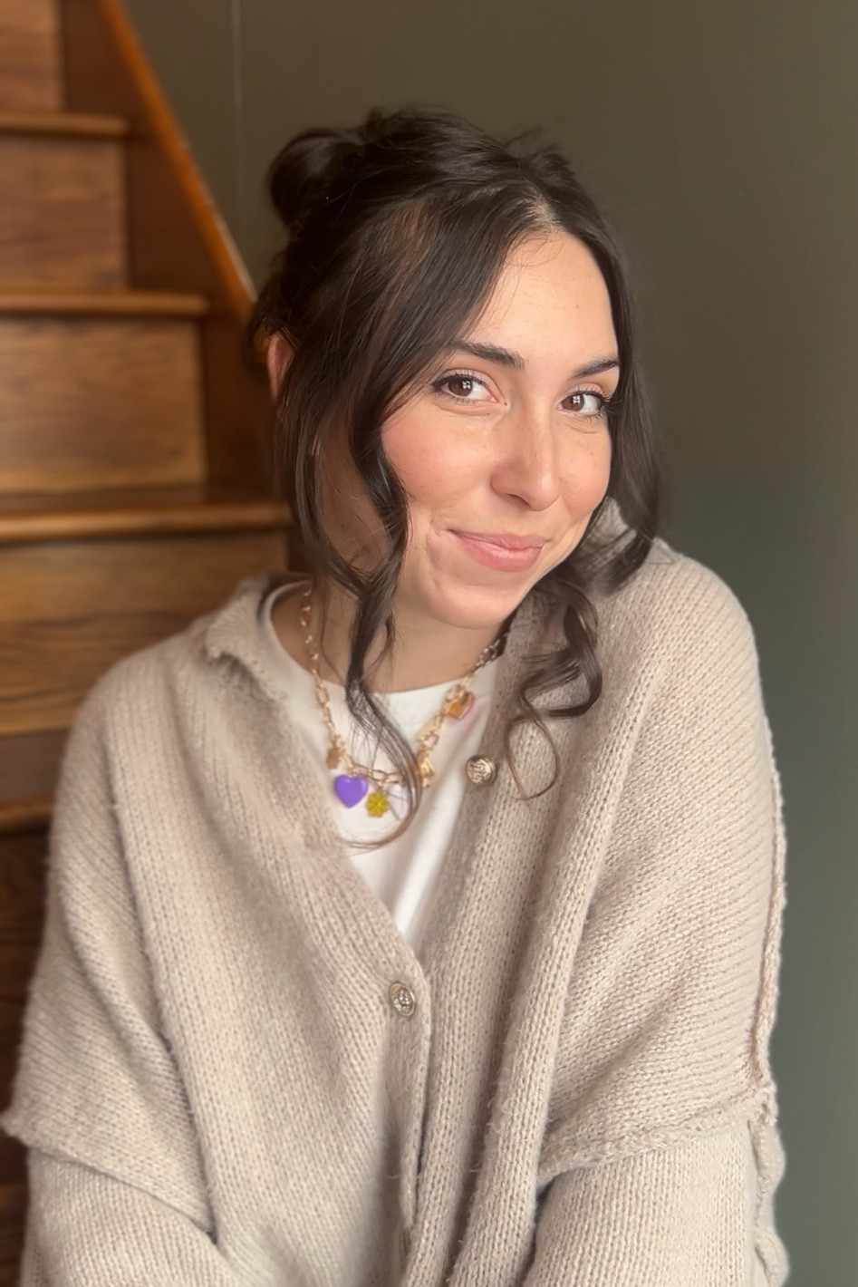 It’s giving fun aunt 🤪🩷❄️
My FUN snow day outfit because I’m readyyyy for Spring 🙌🏻🙌🏻

Amazon comfy button up oversized sweater + white tee + green striped boxer pants from Target + charm necklace for pops of color + Ugg “look for less” slippers from Amazon 

#LTKBeauty #LTKFindsUnder50 #LTKStyleTip