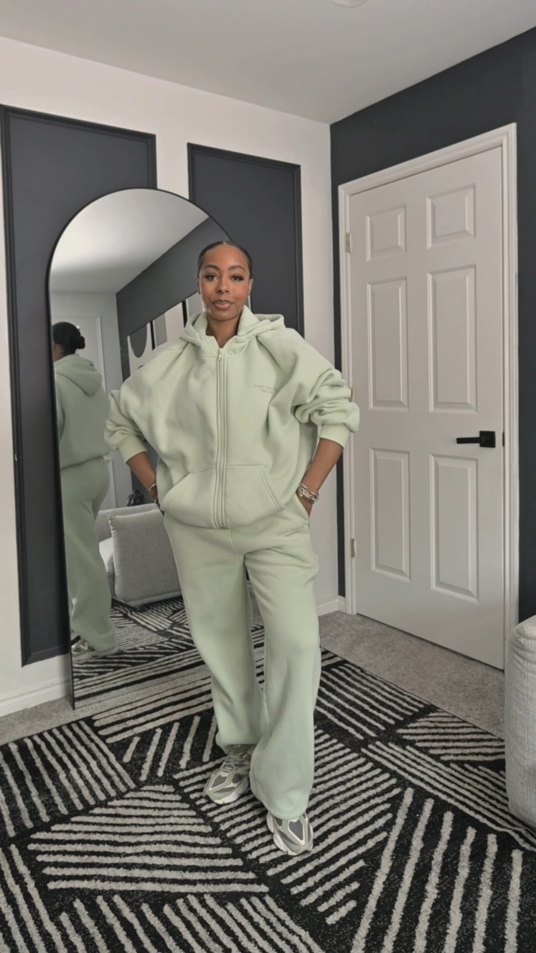 I love oversized sets. This pastel mint is such a cute spring color! 

#LTKootd #LTKmomlife