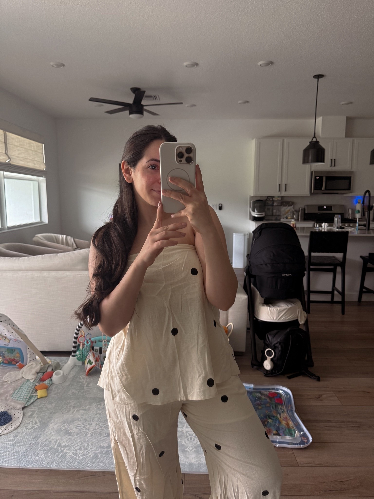 Abercrombie dupe from Amazon 🖤 love a good matching set as a busy mama (it does need a good steam!)

#LTKMothersDay #LTKmomlife #LTKootd