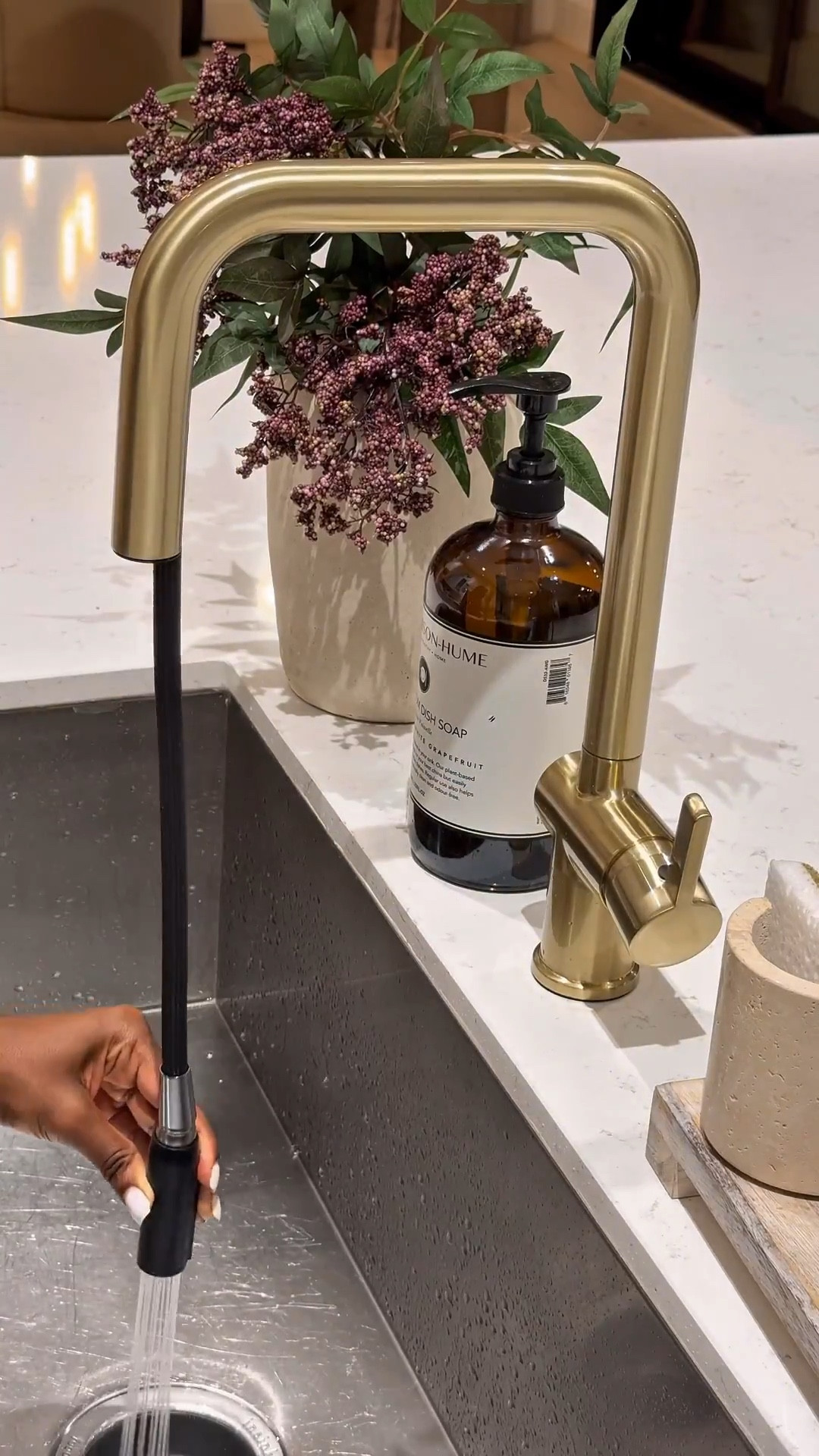 This kitchen faucet truly impressed me! ✨ The chrome finish gives such a clean, modern touch, and the pull-down sprayer works flawlessly — a perfect blend of style and quality for any kitchen. 💧 Everything’s linked for easy shopping! #KitchenEssentials #AmazonFinds #LTKHome #HomeUpgrade #ModernKitchen

#LTKHome #LTKStyleTip #LTKSaleAlert