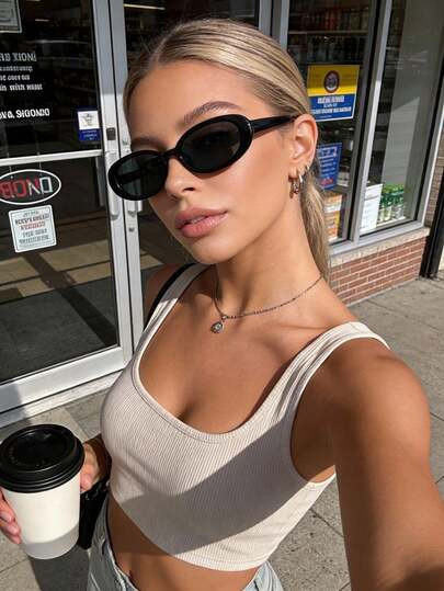 1 Pair Women's Classic Oval Plastic Fashion Travel Black Glasses, Outdoor Protective Accessory | SHEIN