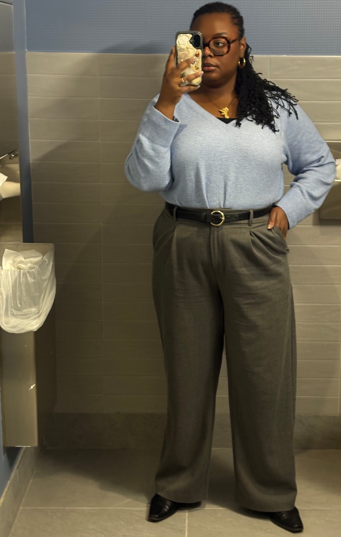 First work ootd of the year 🥳 ft. the trash can I can’t seem to crop out 

#LTKPlusSize #LTKWorkwear #LTKootd