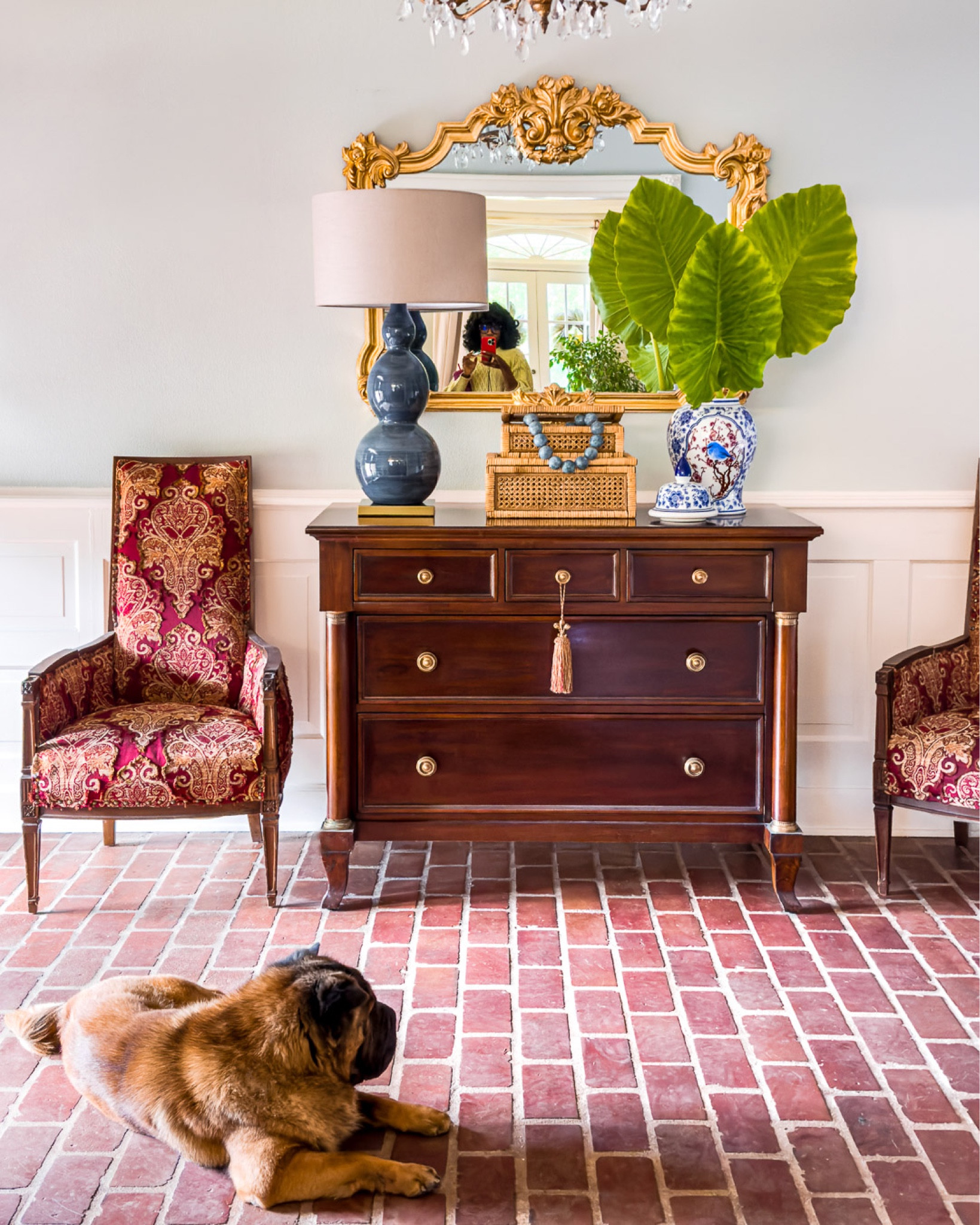 Entryway Decor
Table lamp
Console table
Rattan decor

#LTKhome