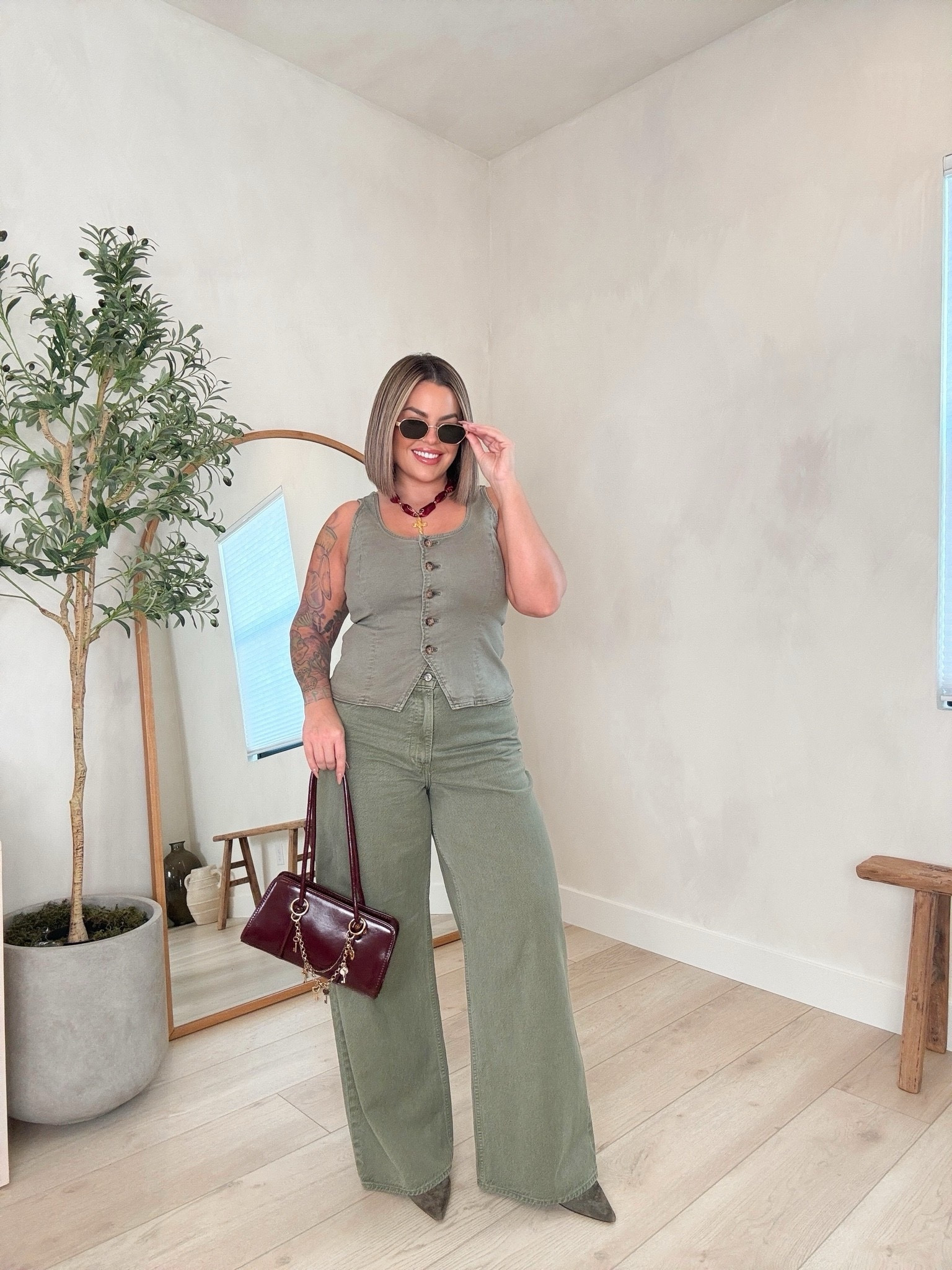 Green vest is sold out but linked the dark wash that’s still fully in stock. You can recreate the same look with dark denim too. Same with the jeans just swap for dark denim wash instead 

Jeans 31L 
Vest L

Follow my shop @shaynaslife on the @shop.LTK app to shop this post and get my exclusive app-only content!

#liketkit 
@shop.ltk
https://liketk.it/6mXyl