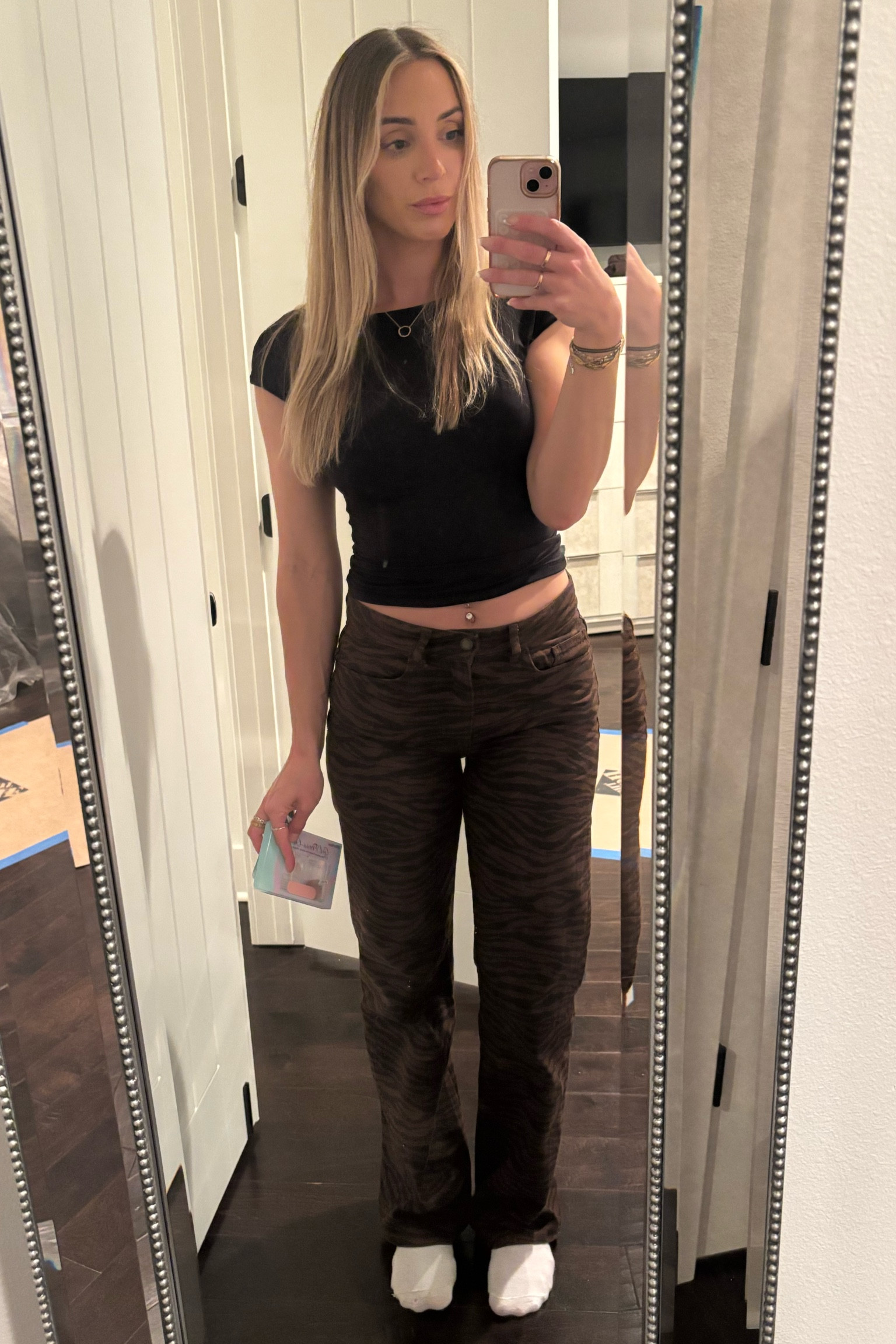 The cutest jeans from Mango and an Amazon staple top (open back!)

#LTKStyleTip #LTKFindsUnder100 #LTKWorkwear