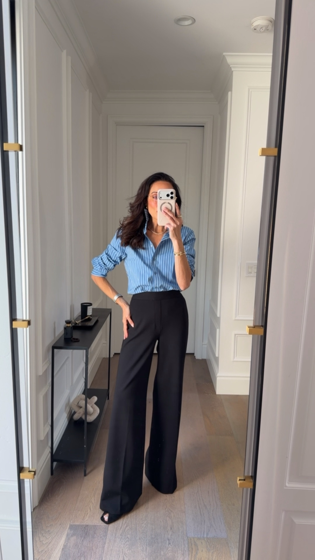 The most flattering wide leg pants, love them for office and they’re ponte so they won’t wrinkle! This set is perfection, will take you from Pilates to running errands! Use code: LUCYSWHIMSXSPANX for 15% off first order!
Pants XS Long/Tall 

#LTKstorytime #LTKSeasonal #LTKOver40