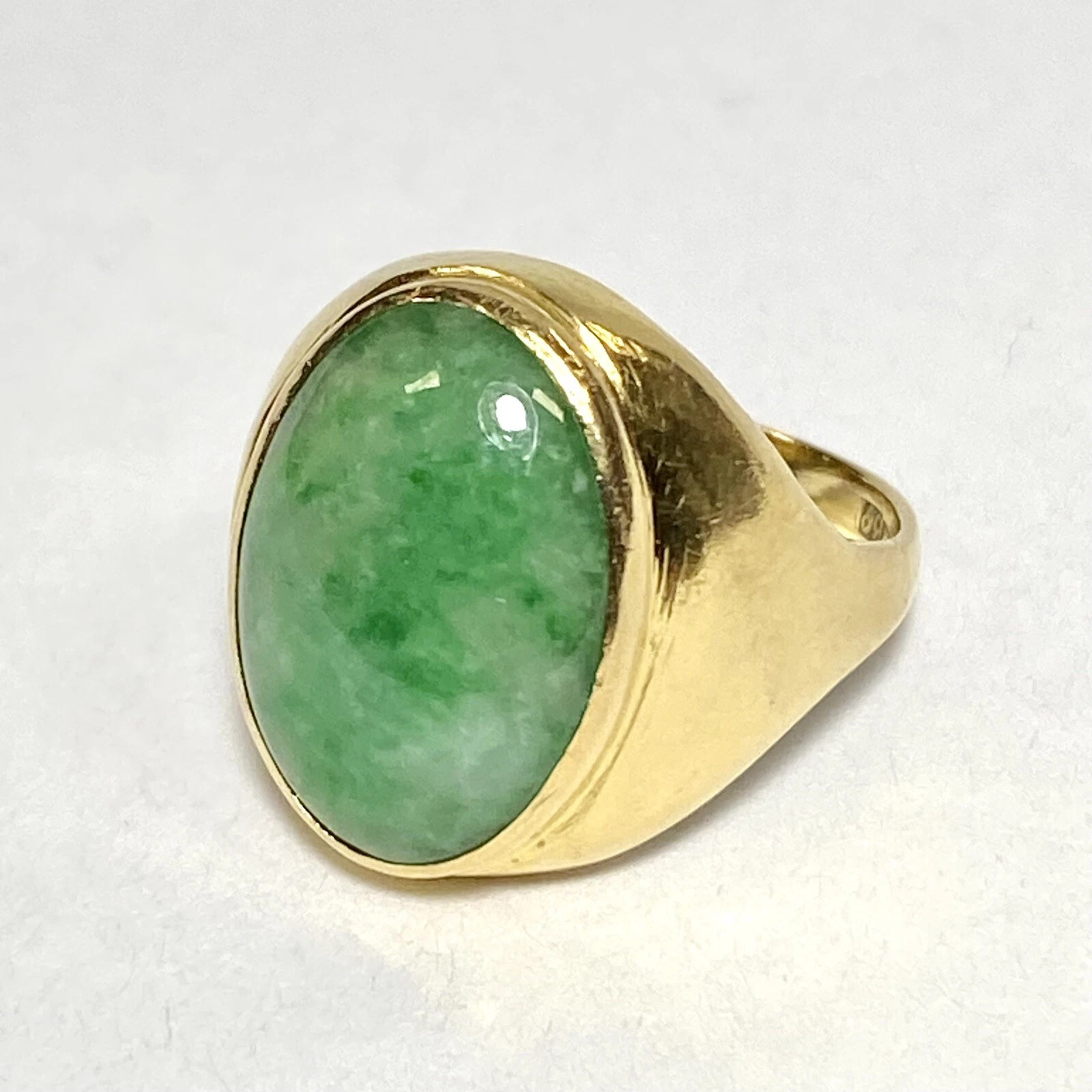 Vintage 18K Yellow Gold 17 x 12mm Oval Jade Size 8 Ring 8.3g | eBay US